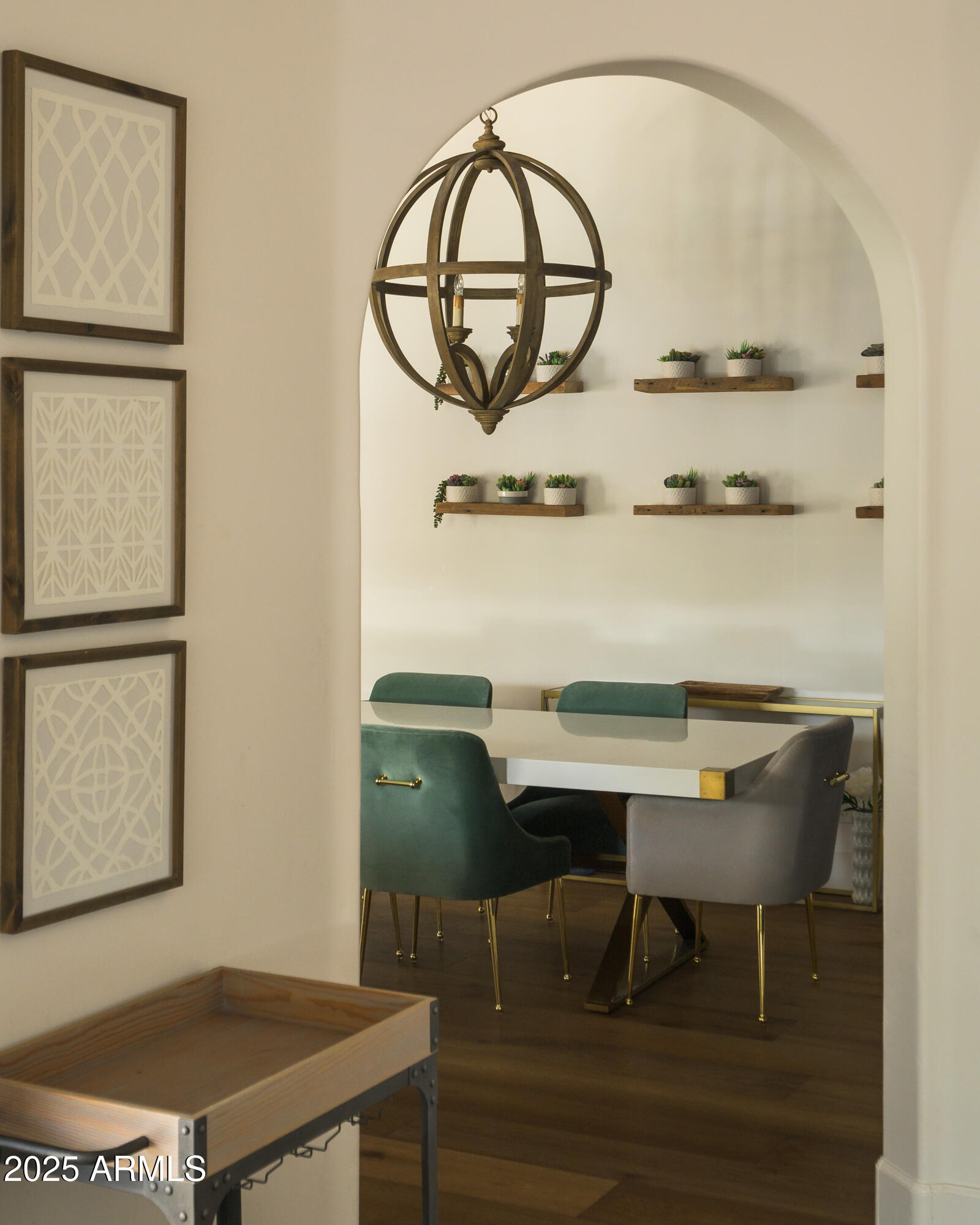 ROYAL PALM CIRCLE - Residential