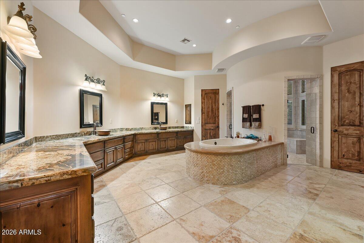 DESERT MOUNTAIN - Residential