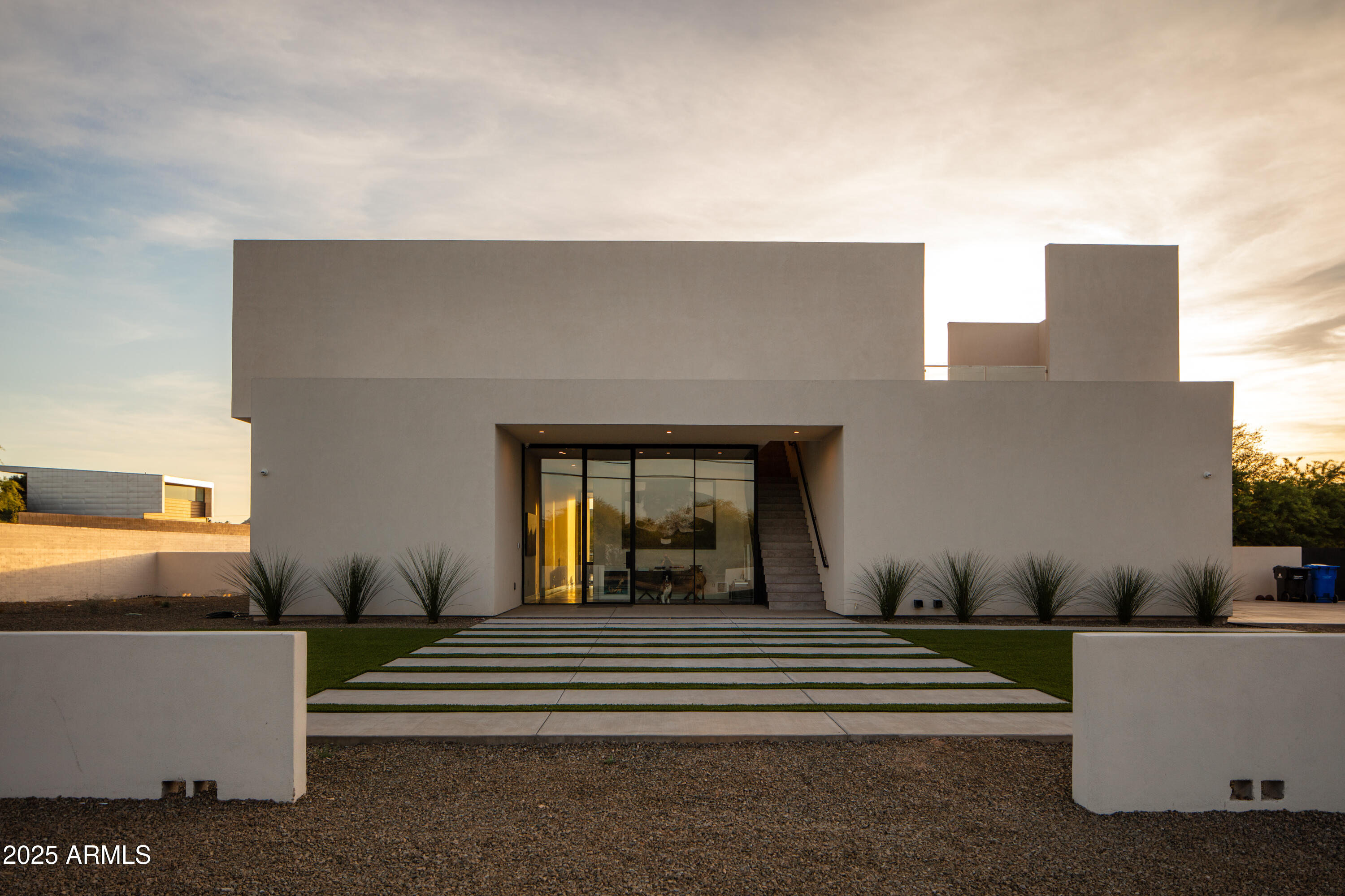 PARADISE FOOTHILLS - Residential
