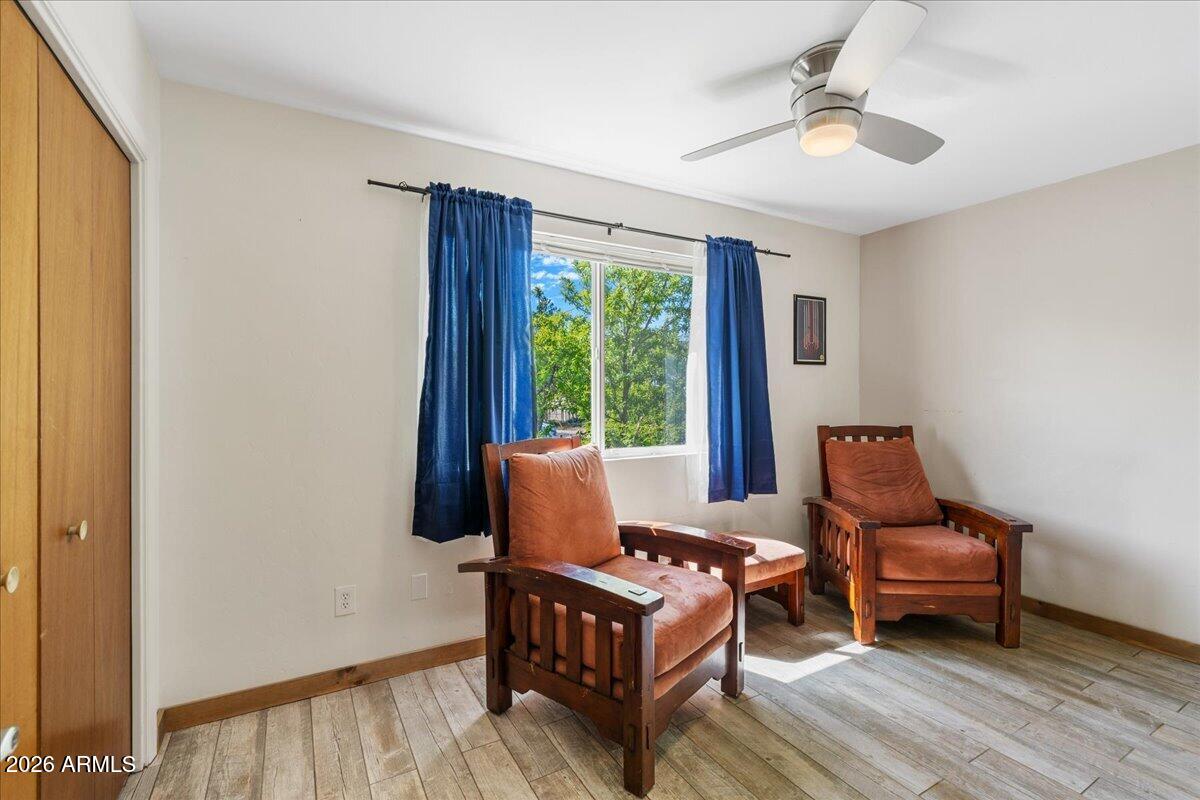 LINCOLN PARK - Residential