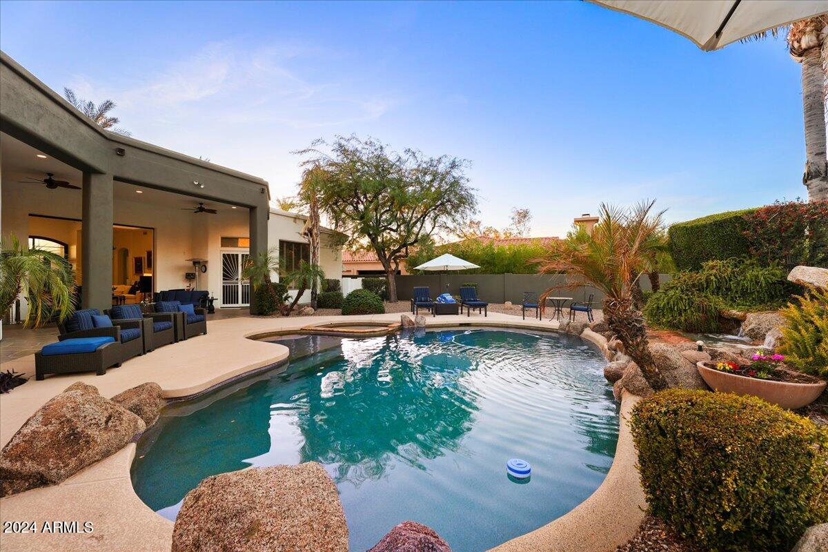 ROYAL PALM ESTATES - Residential