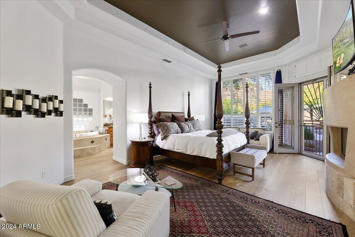 ROYAL PALM ESTATES - Residential