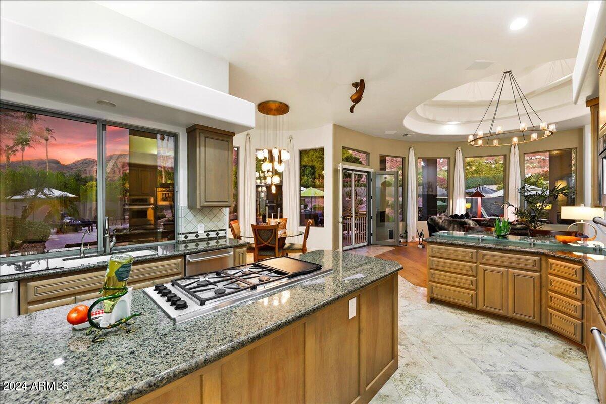 ROYAL PALM ESTATES - Residential