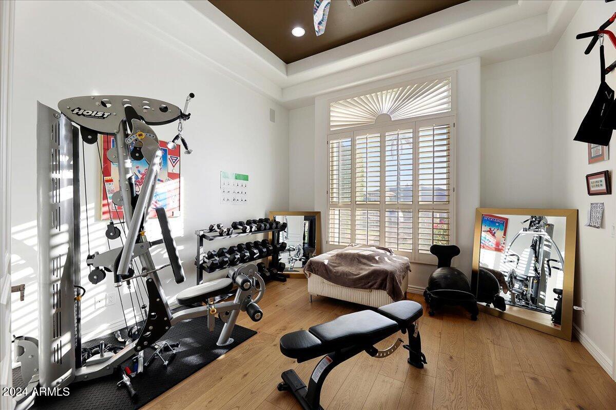 ROYAL PALM ESTATES - Residential