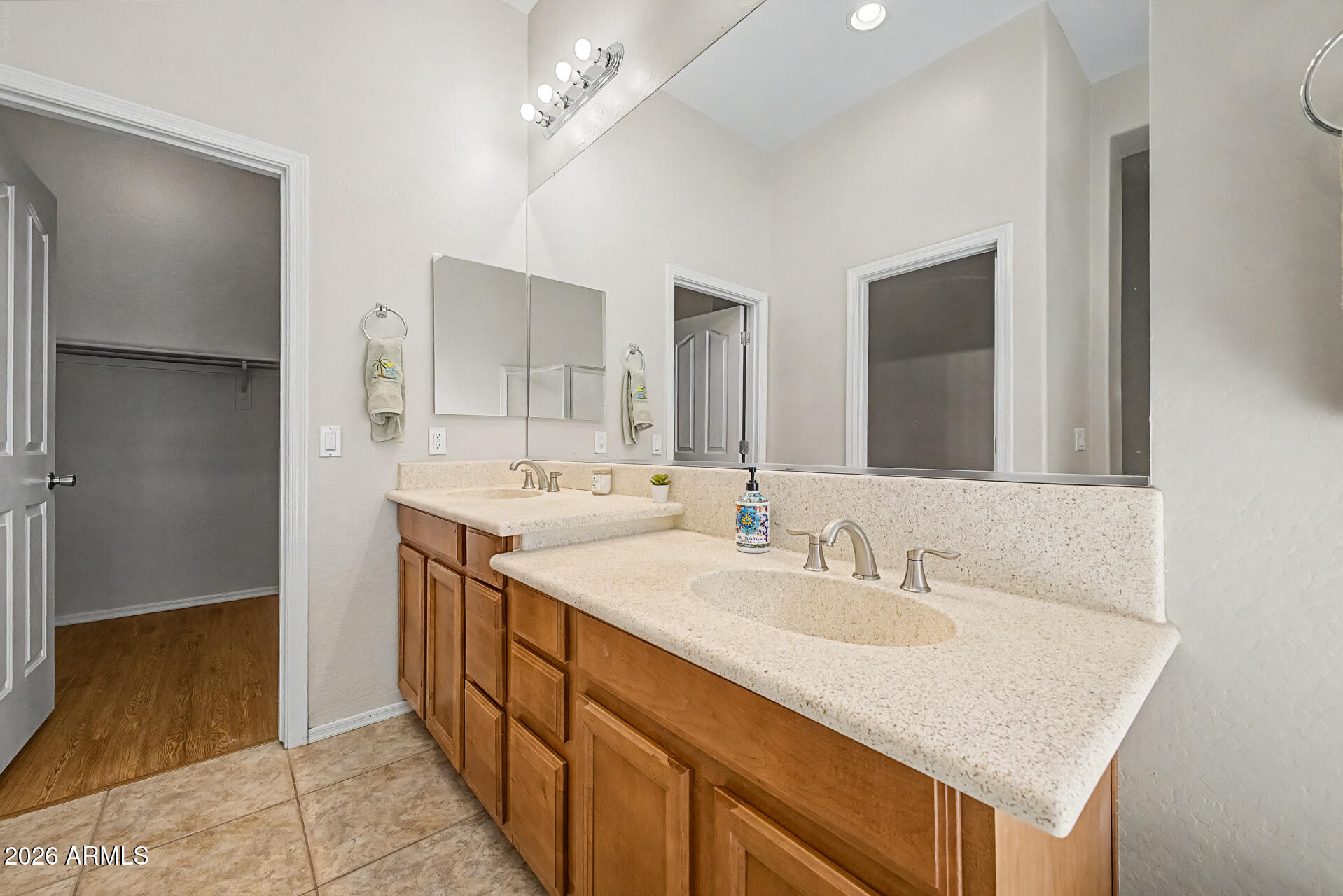 ABRALEE MEADOW - Residential