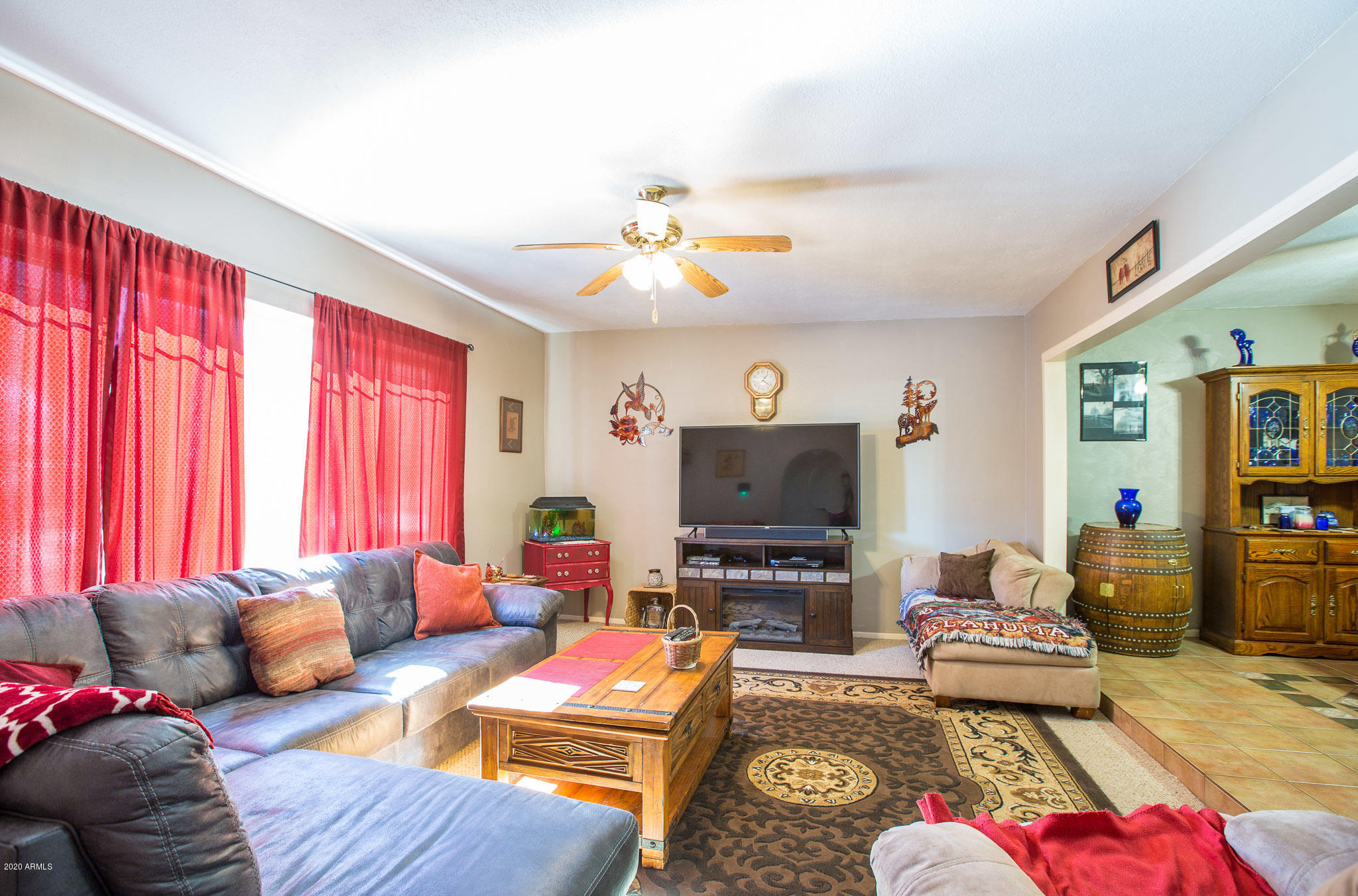 TOWN & COUNTRY ESTATES - Residential