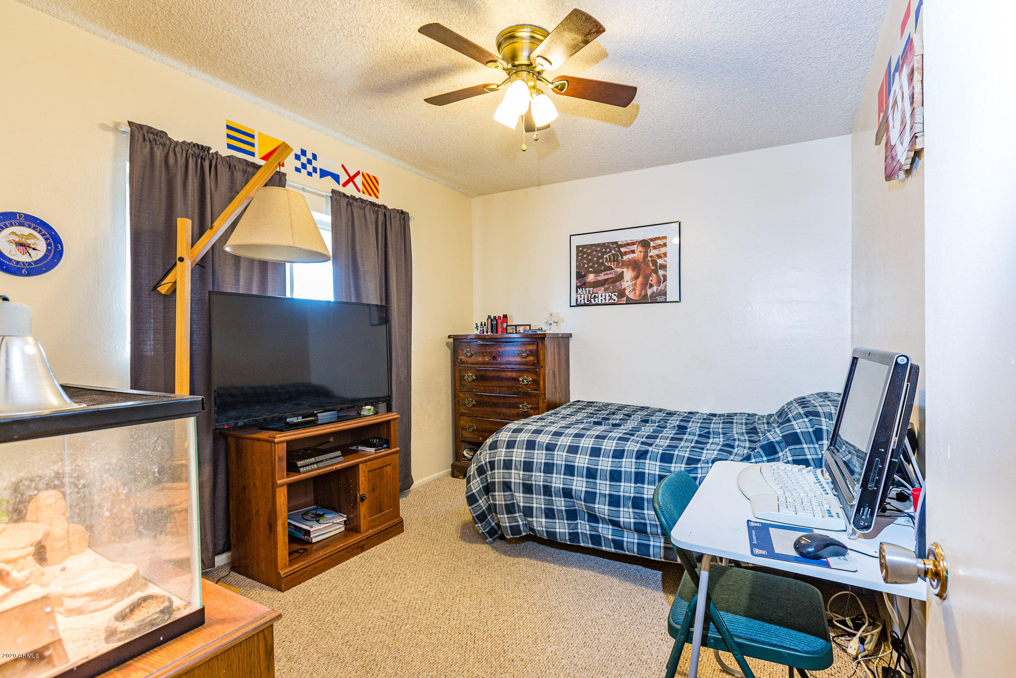 TOWN & COUNTRY ESTATES - Residential