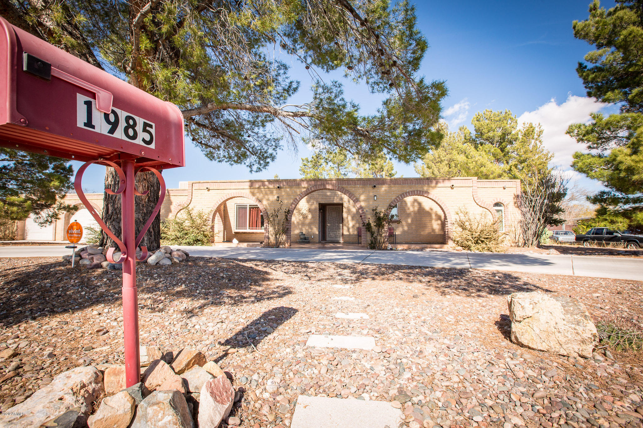 TOWN & COUNTRY ESTATES - Residential