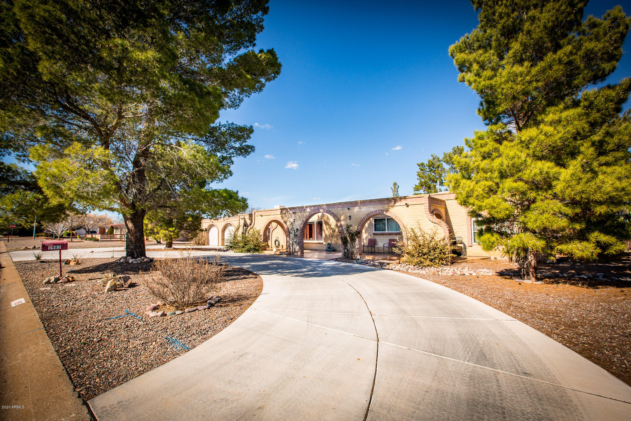 TOWN & COUNTRY ESTATES - Residential