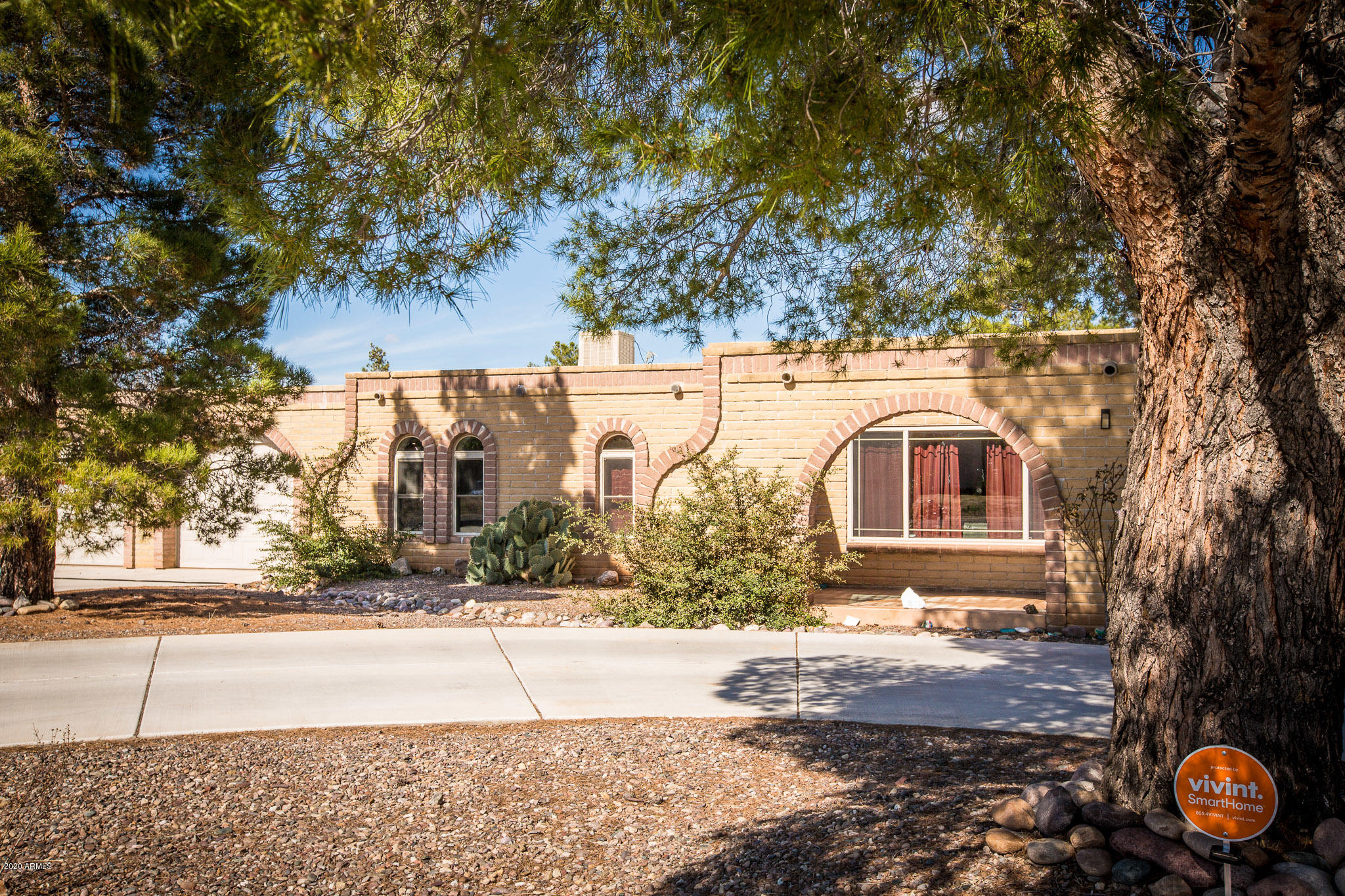 TOWN & COUNTRY ESTATES - Residential