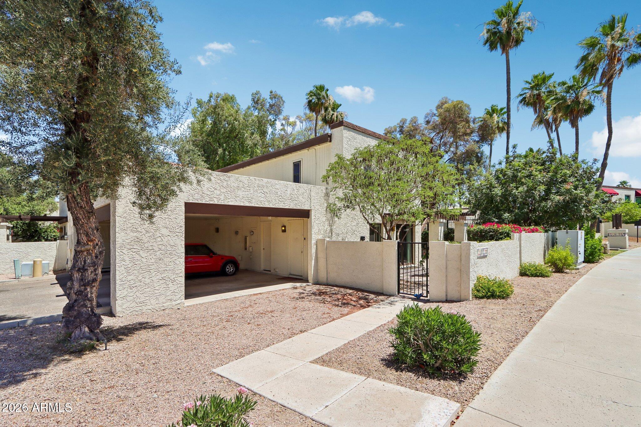POINTE SOUTH MOUNTAIN UNIT 2 - Residential