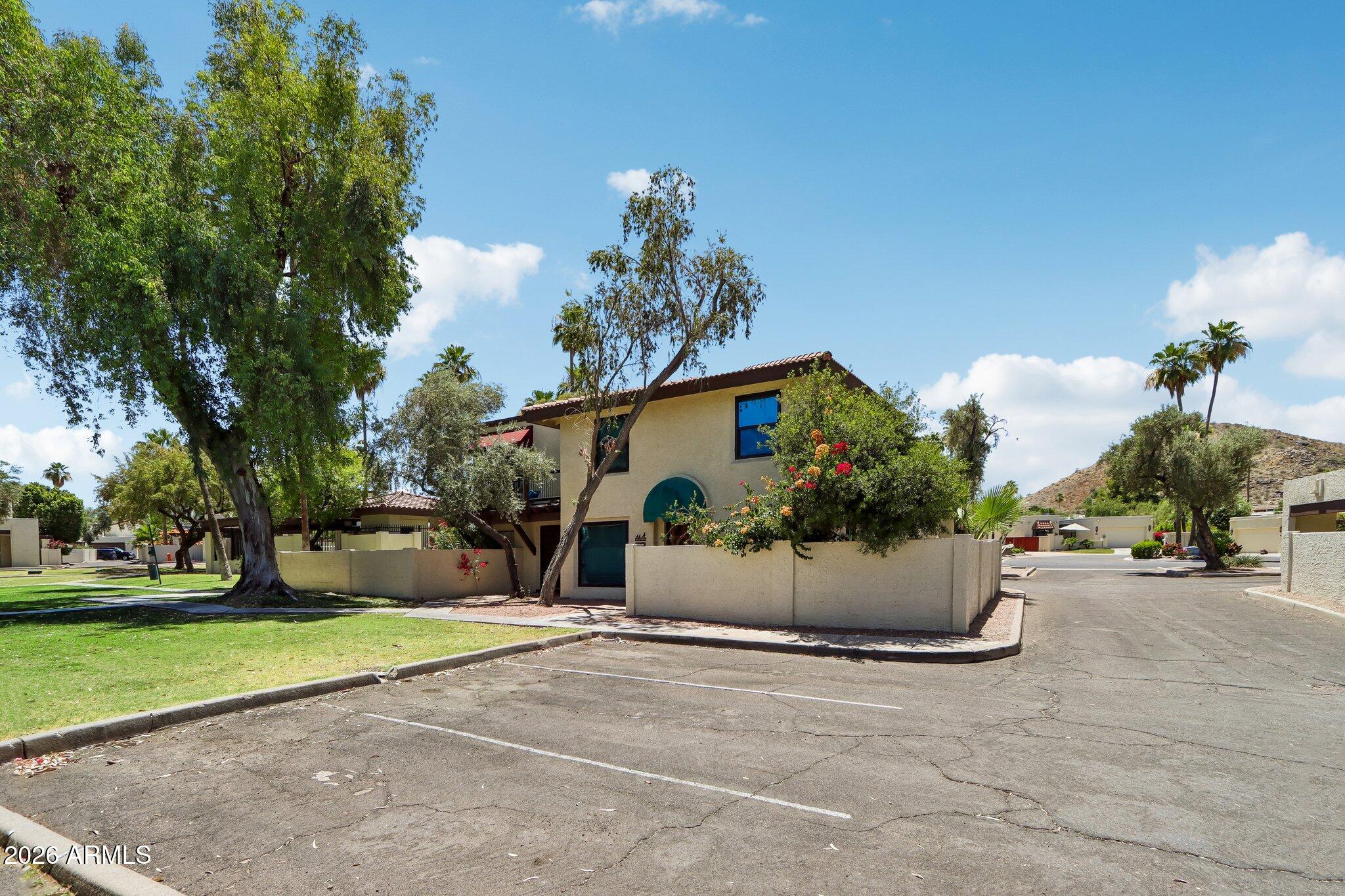 POINTE SOUTH MOUNTAIN UNIT 2 - Residential