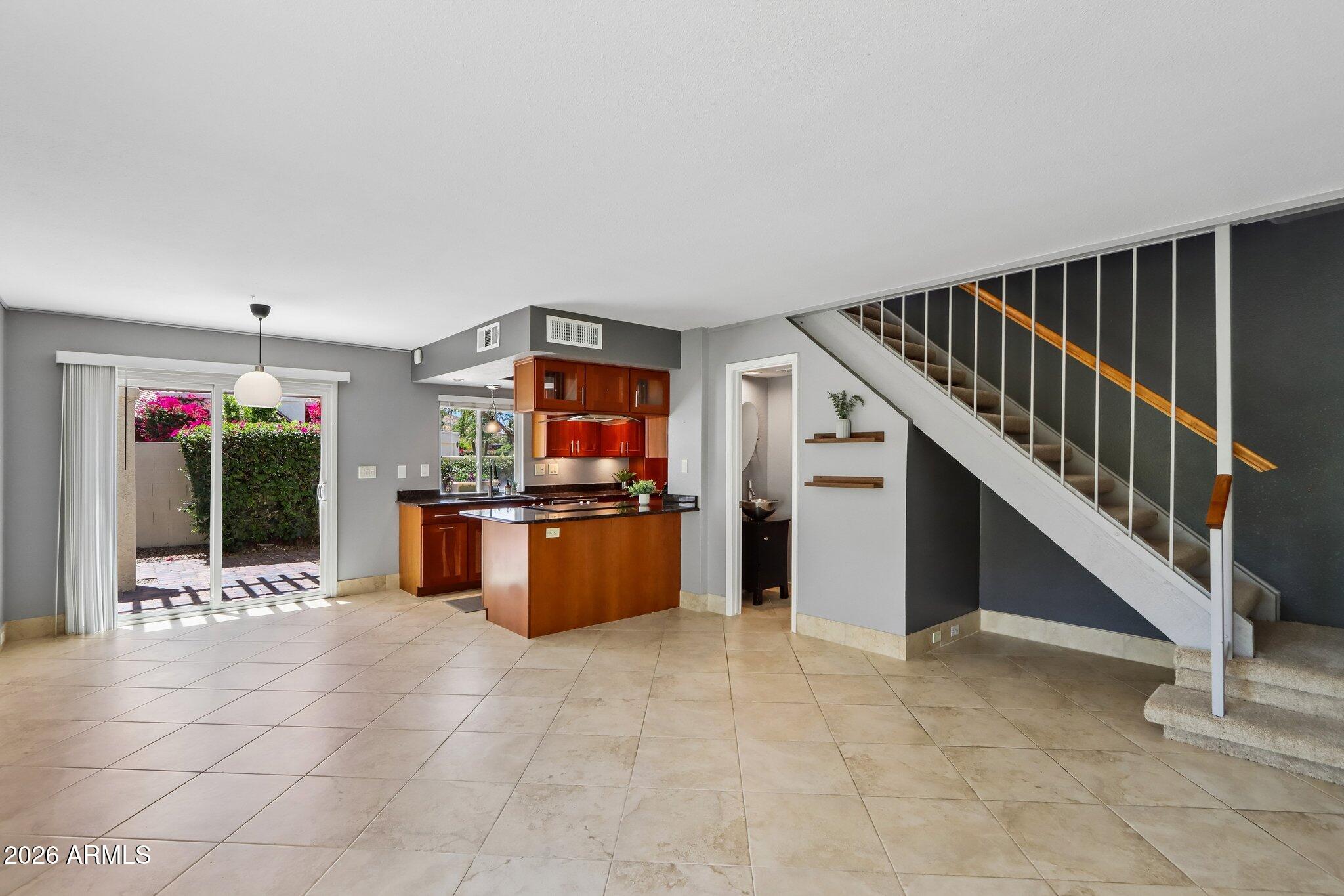 POINTE SOUTH MOUNTAIN UNIT 2 - Residential