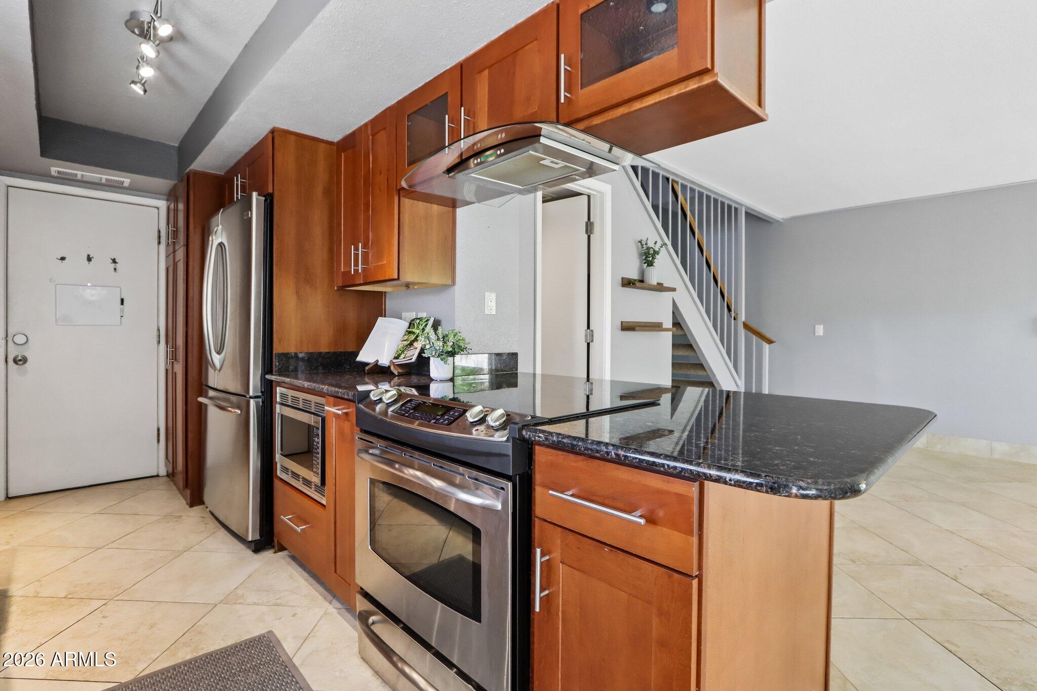 POINTE SOUTH MOUNTAIN UNIT 2 - Residential