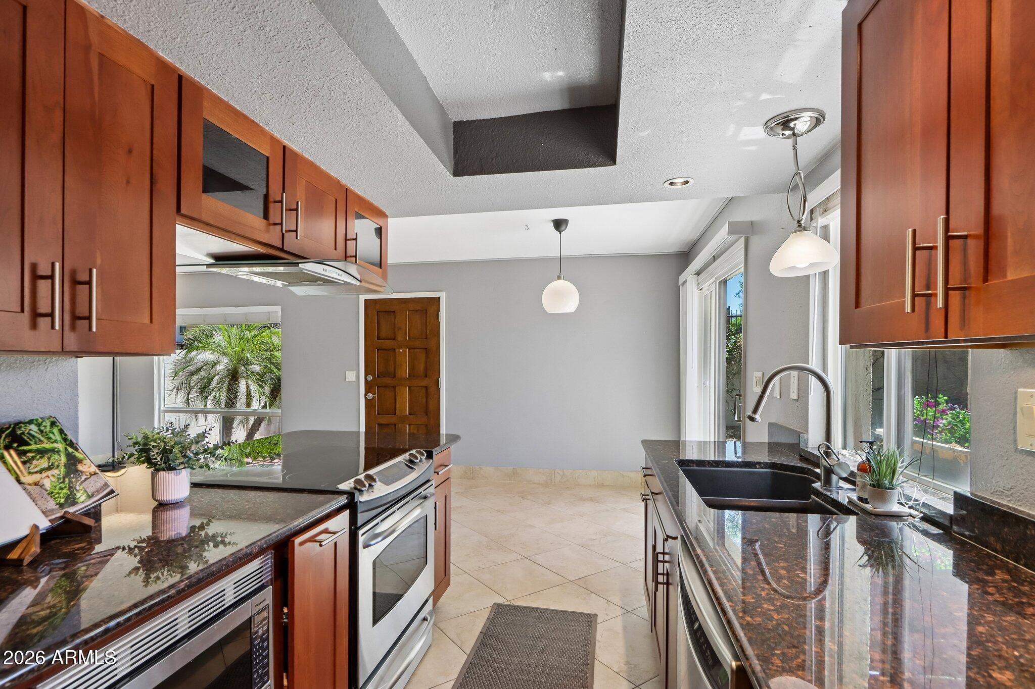 POINTE SOUTH MOUNTAIN UNIT 2 - Residential