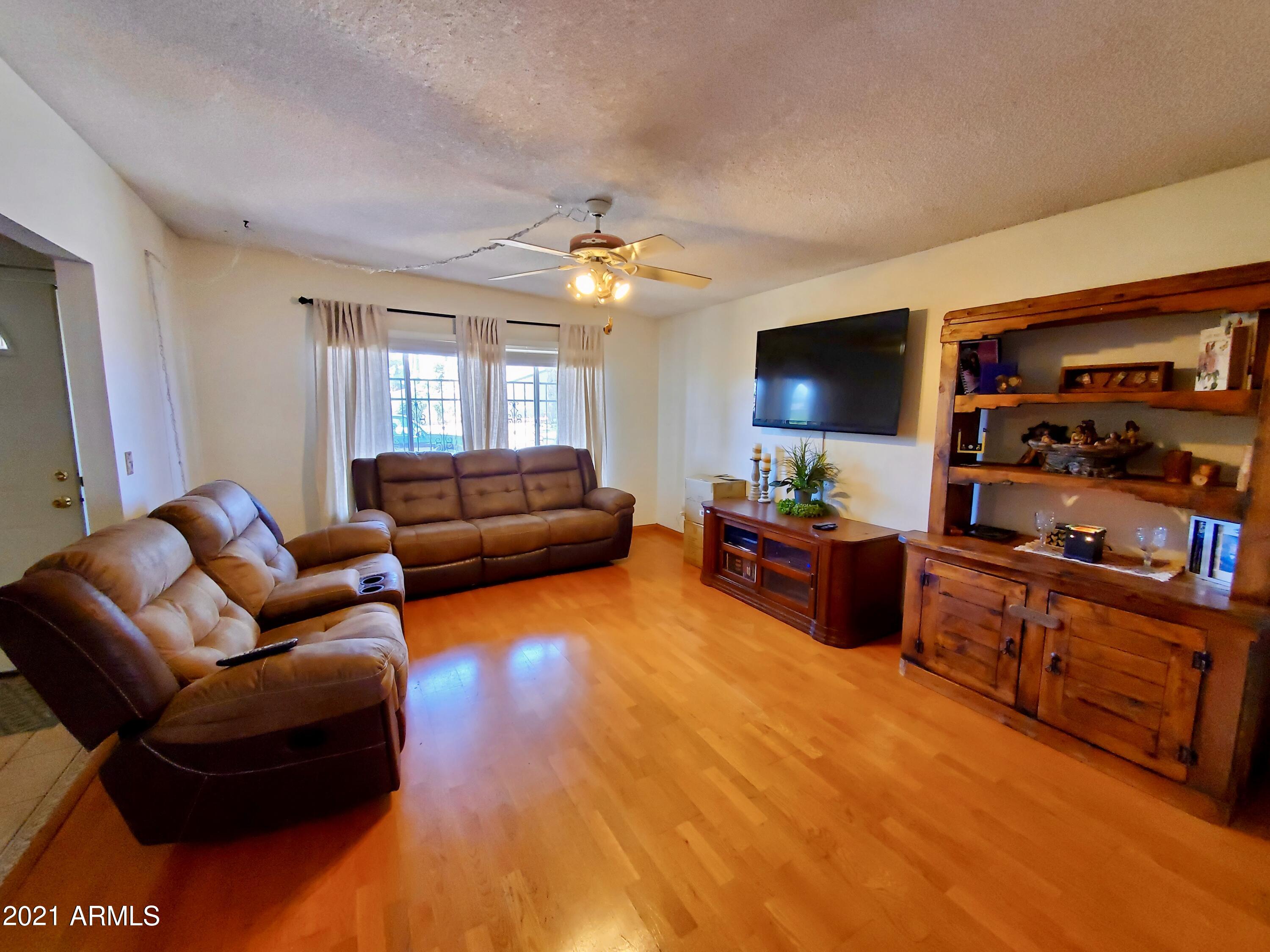 PUEBLO DEL SOL UNIT 7 - Residential