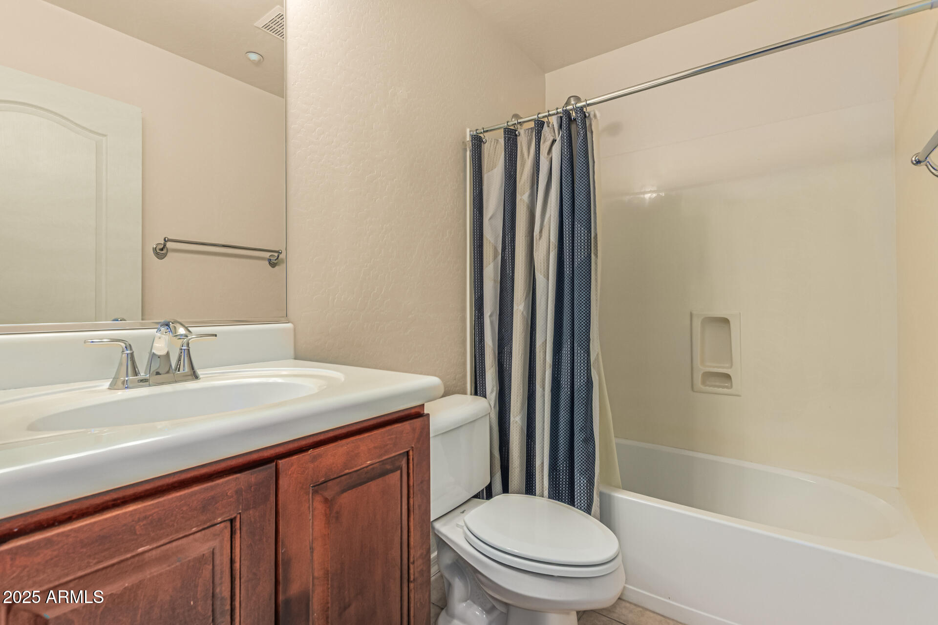SANDALO TOWNHOMES CONDOMINIUM - Residential