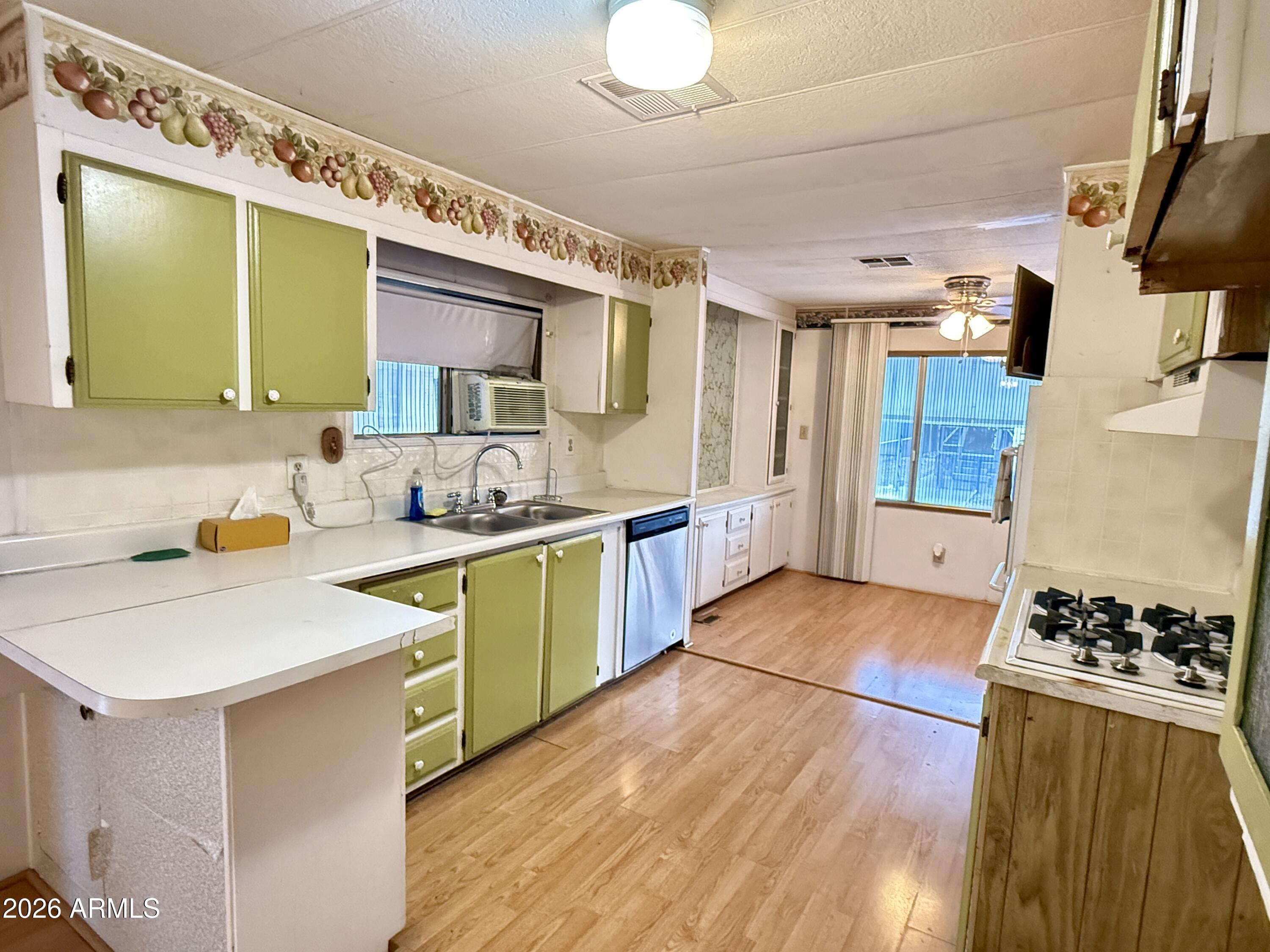 ALMA MEADOWS 55+ Community - Residential