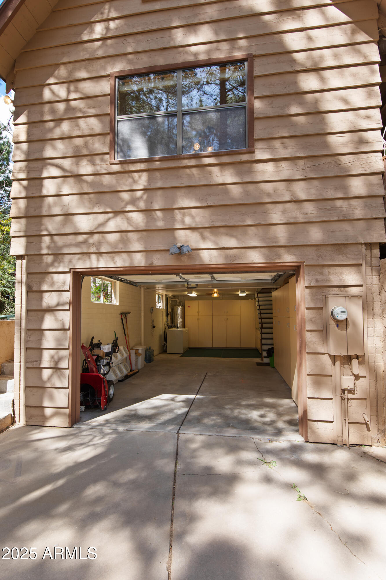 FOREST LAKES ESTATES 10 - Residential