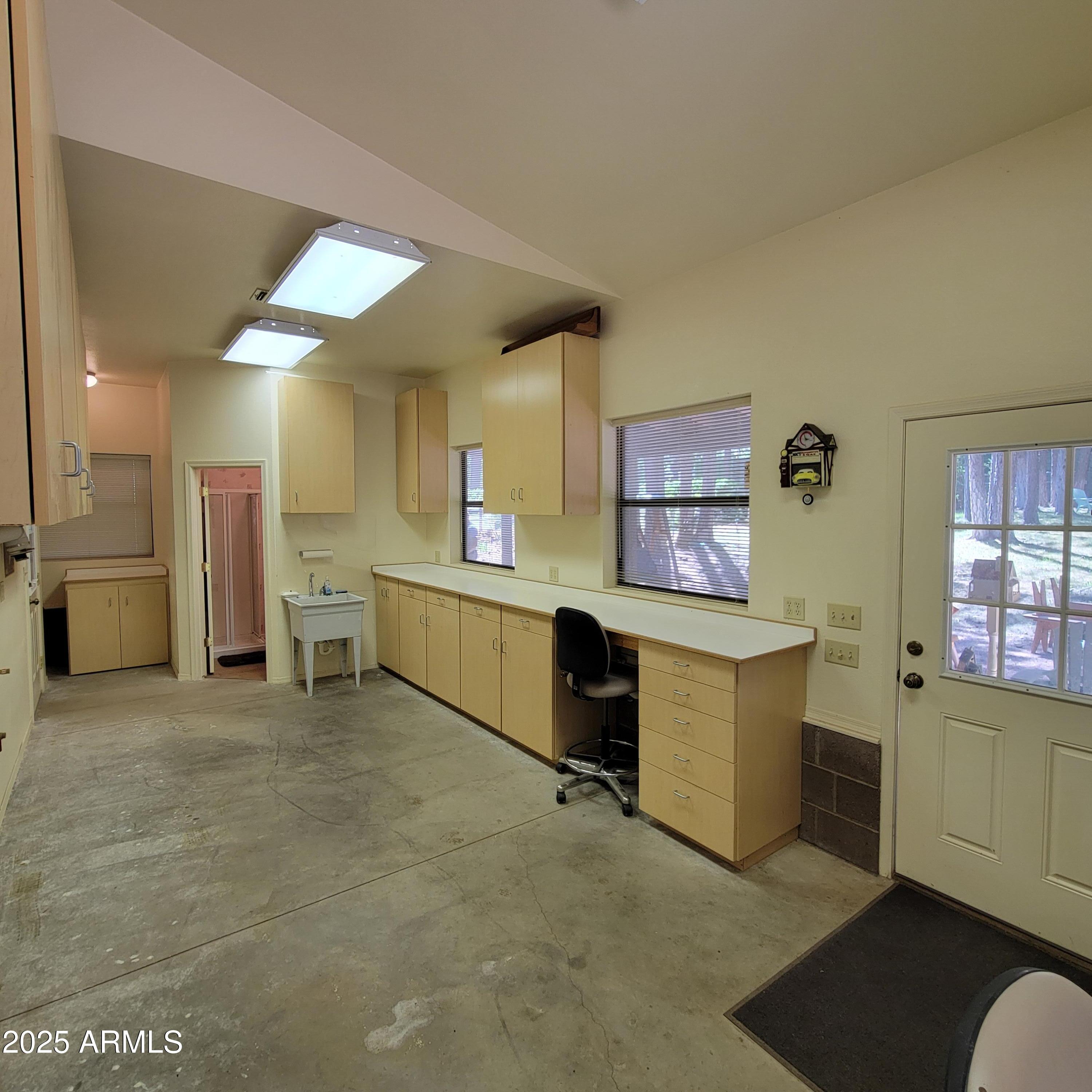 FOREST LAKES ESTATES 10 - Residential