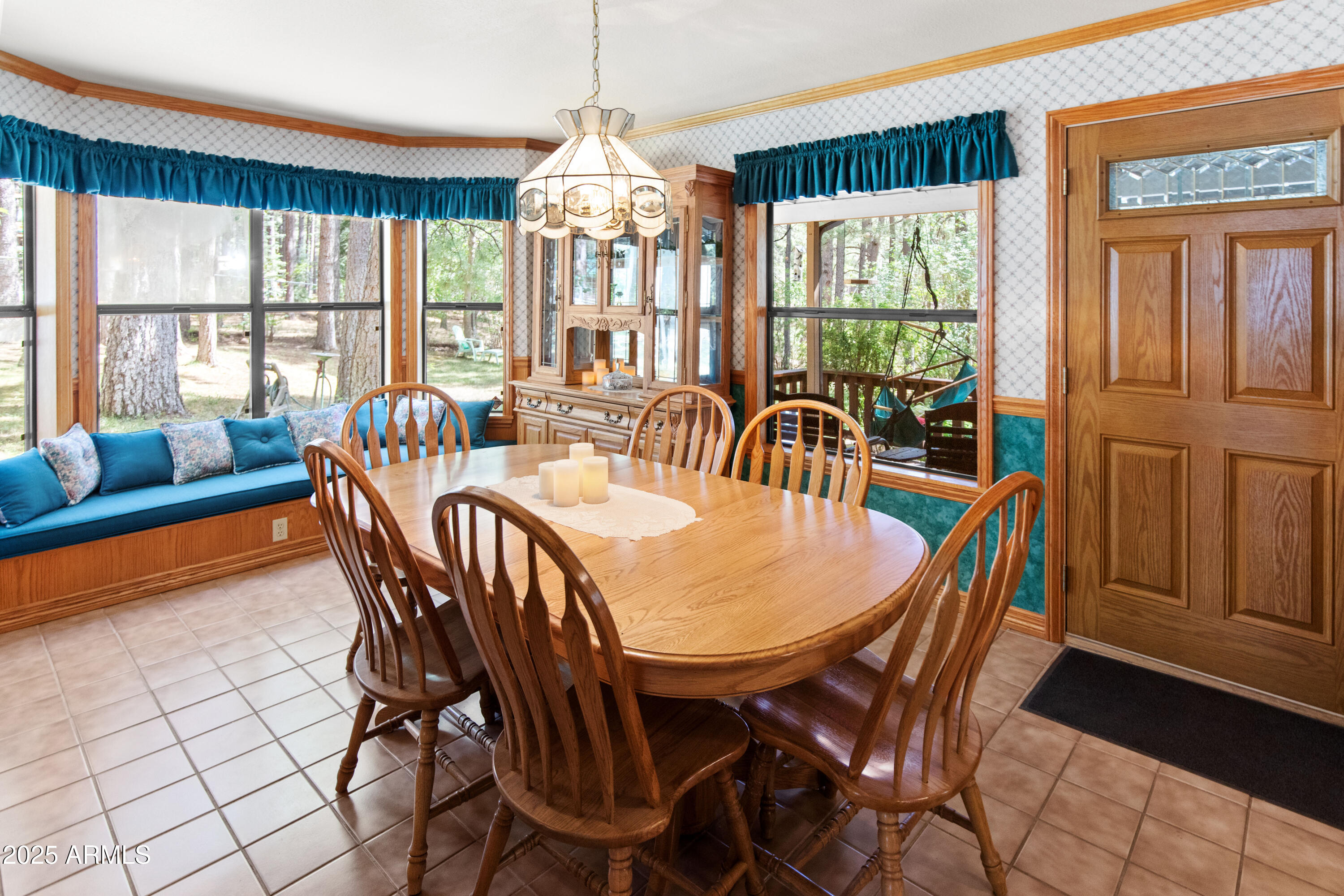 FOREST LAKES ESTATES 10 - Residential