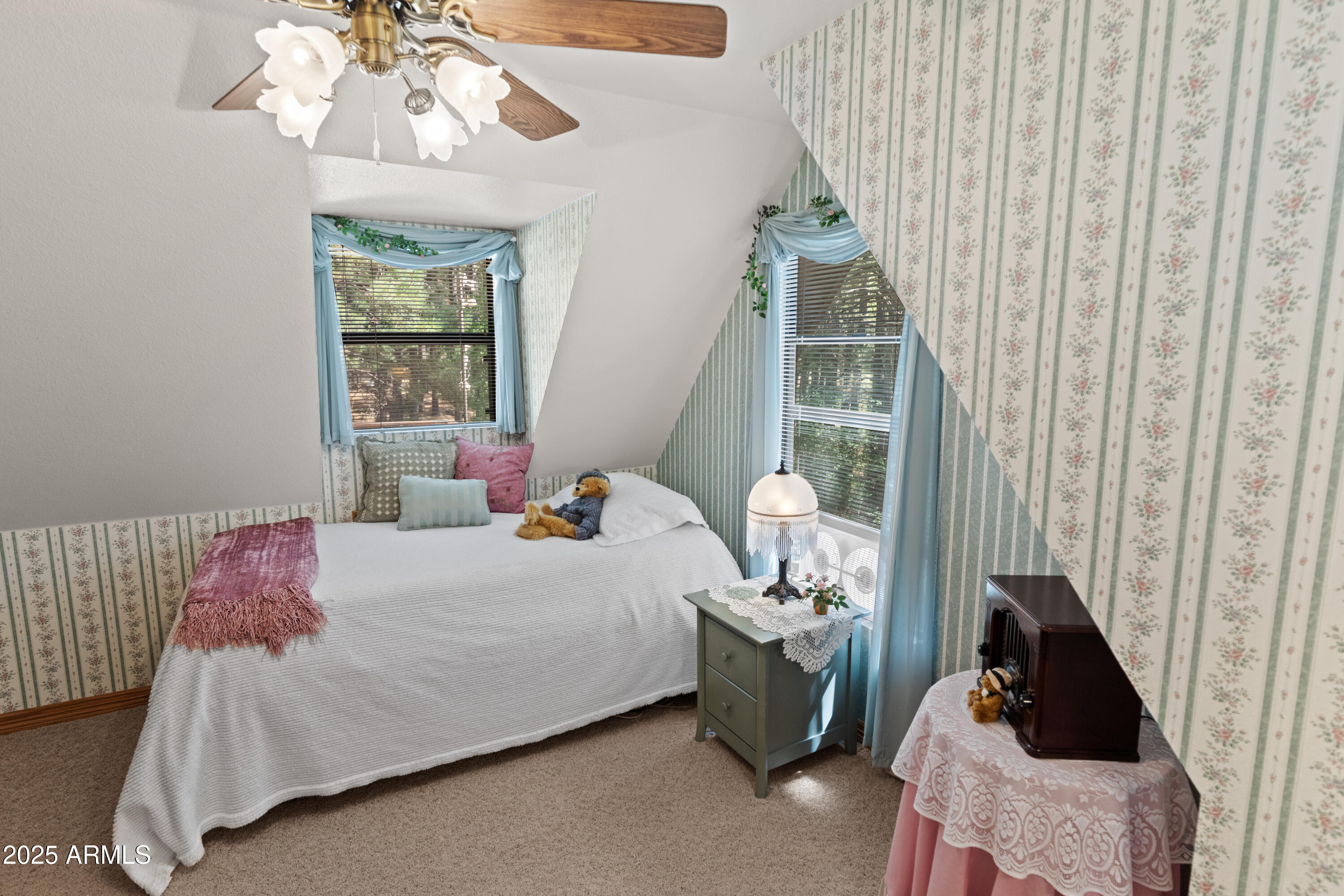 FOREST LAKES ESTATES 10 - Residential