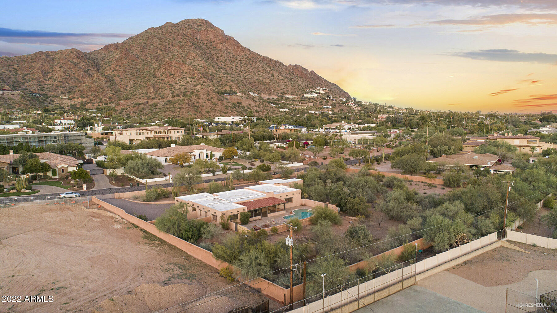 CAMELBACK MOUNTAIN ESTATES PLAT 1 - Residential