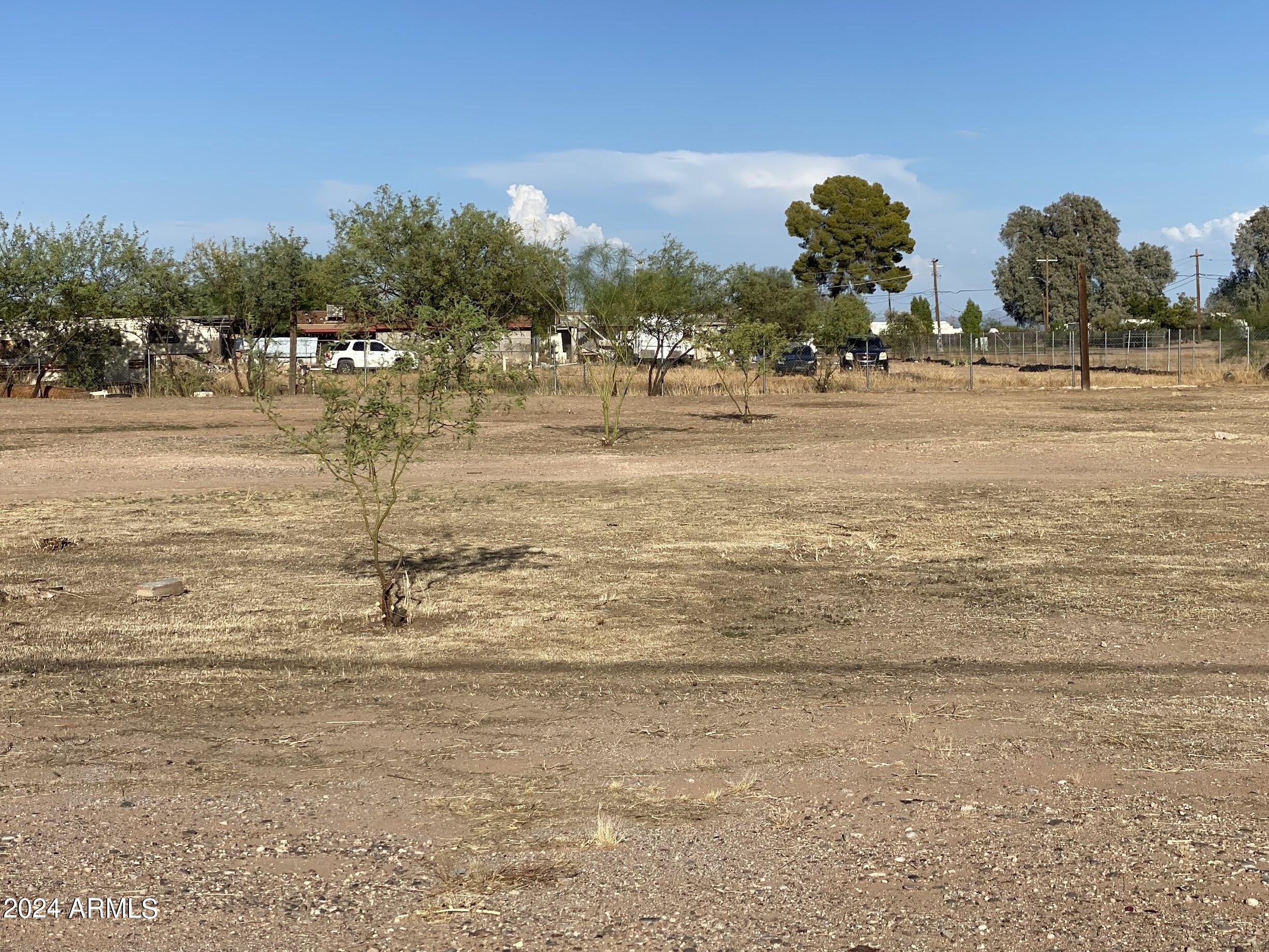 SOUTHSIDE ACRES - Land