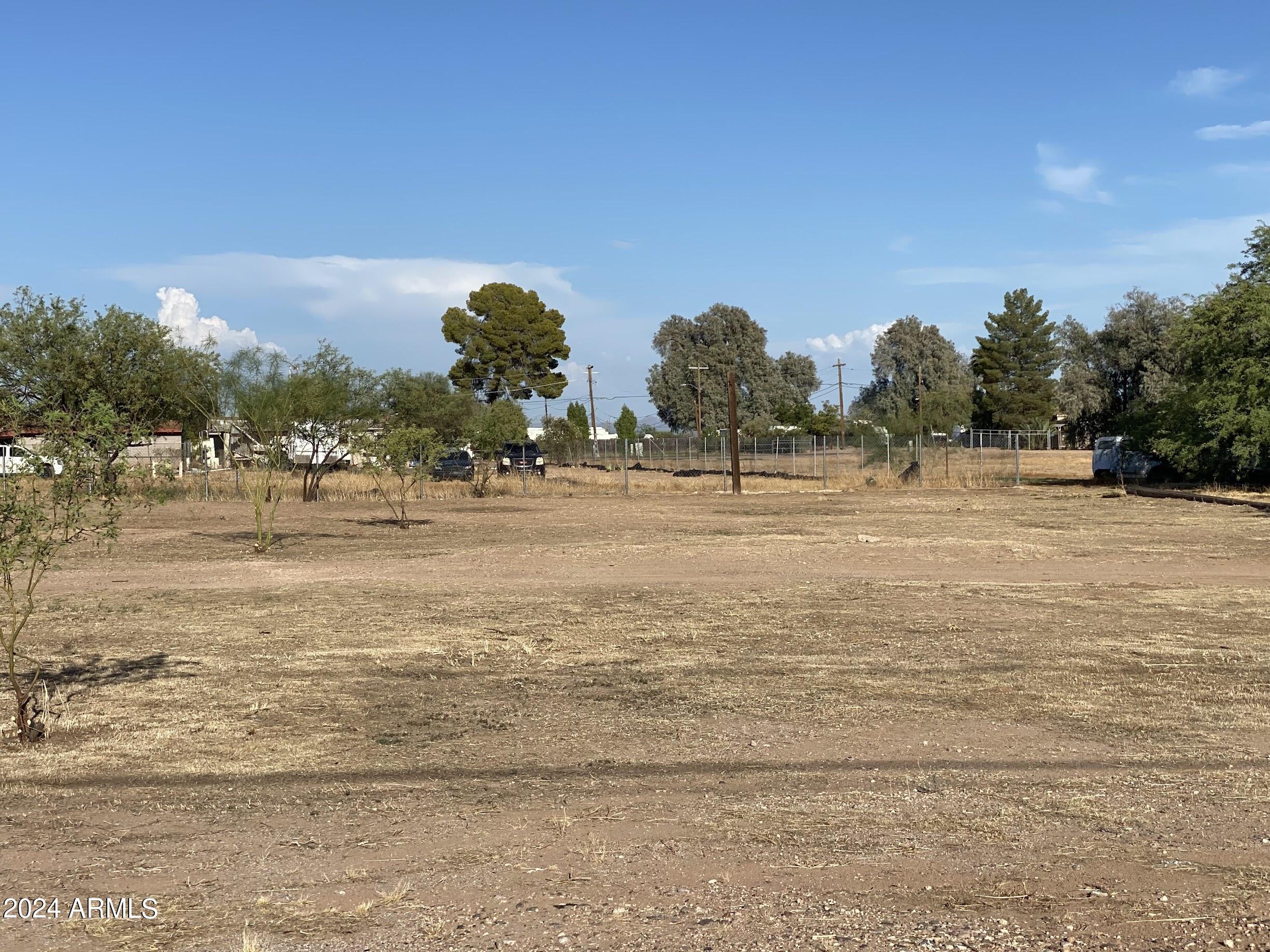SOUTHSIDE ACRES - Land