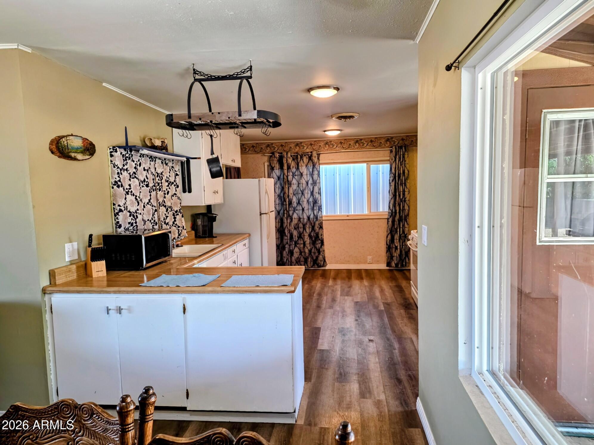 TOMBSTONE - Residential