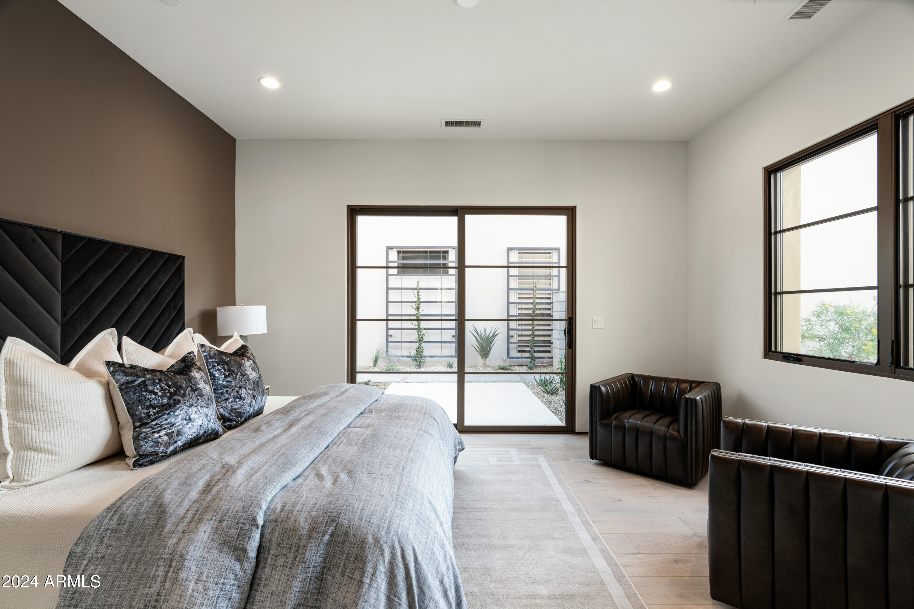 THE VILLAGE AT MOUNTAIN SHADOWS - Residential