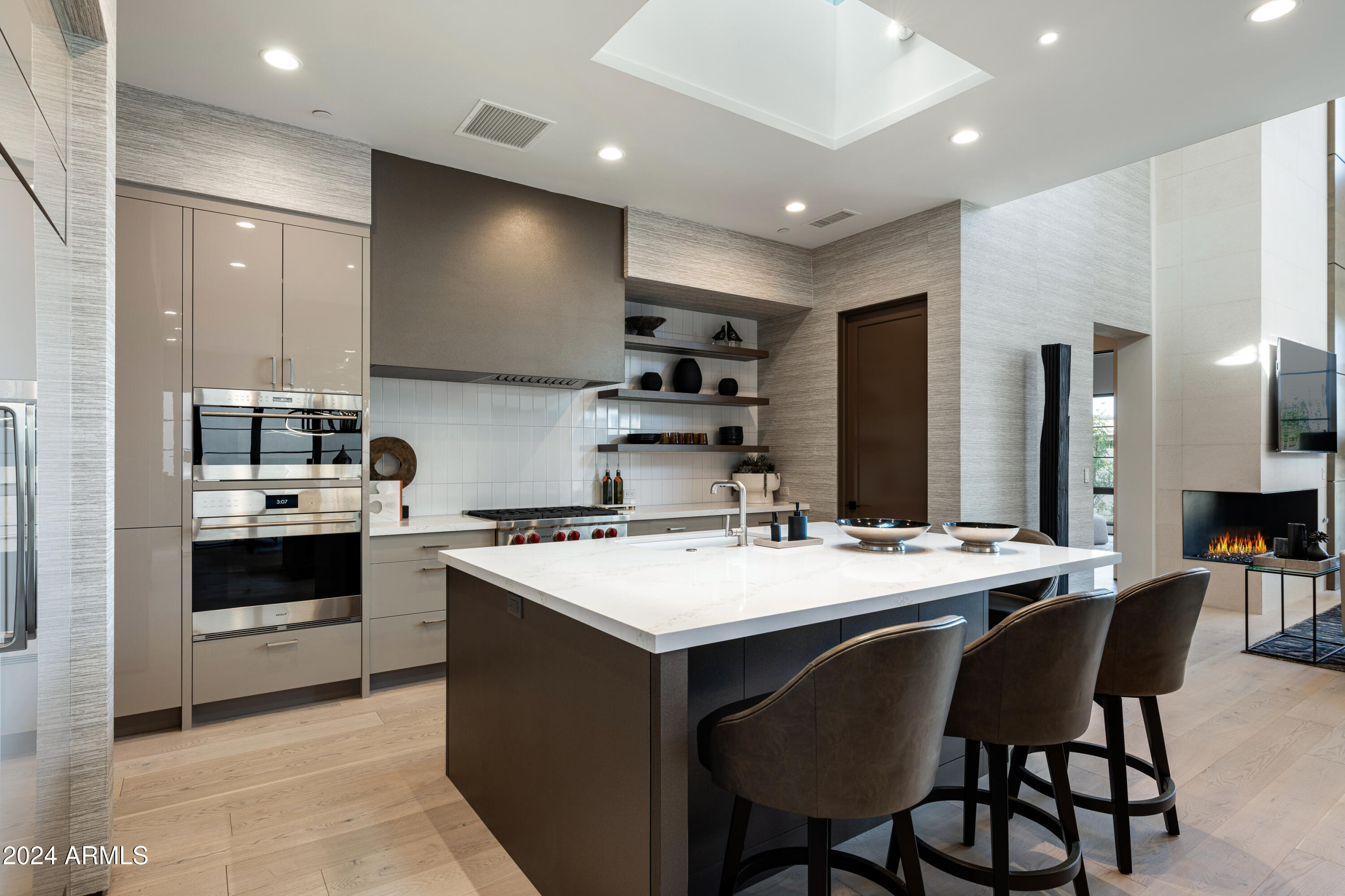 THE VILLAGE AT MOUNTAIN SHADOWS - Residential