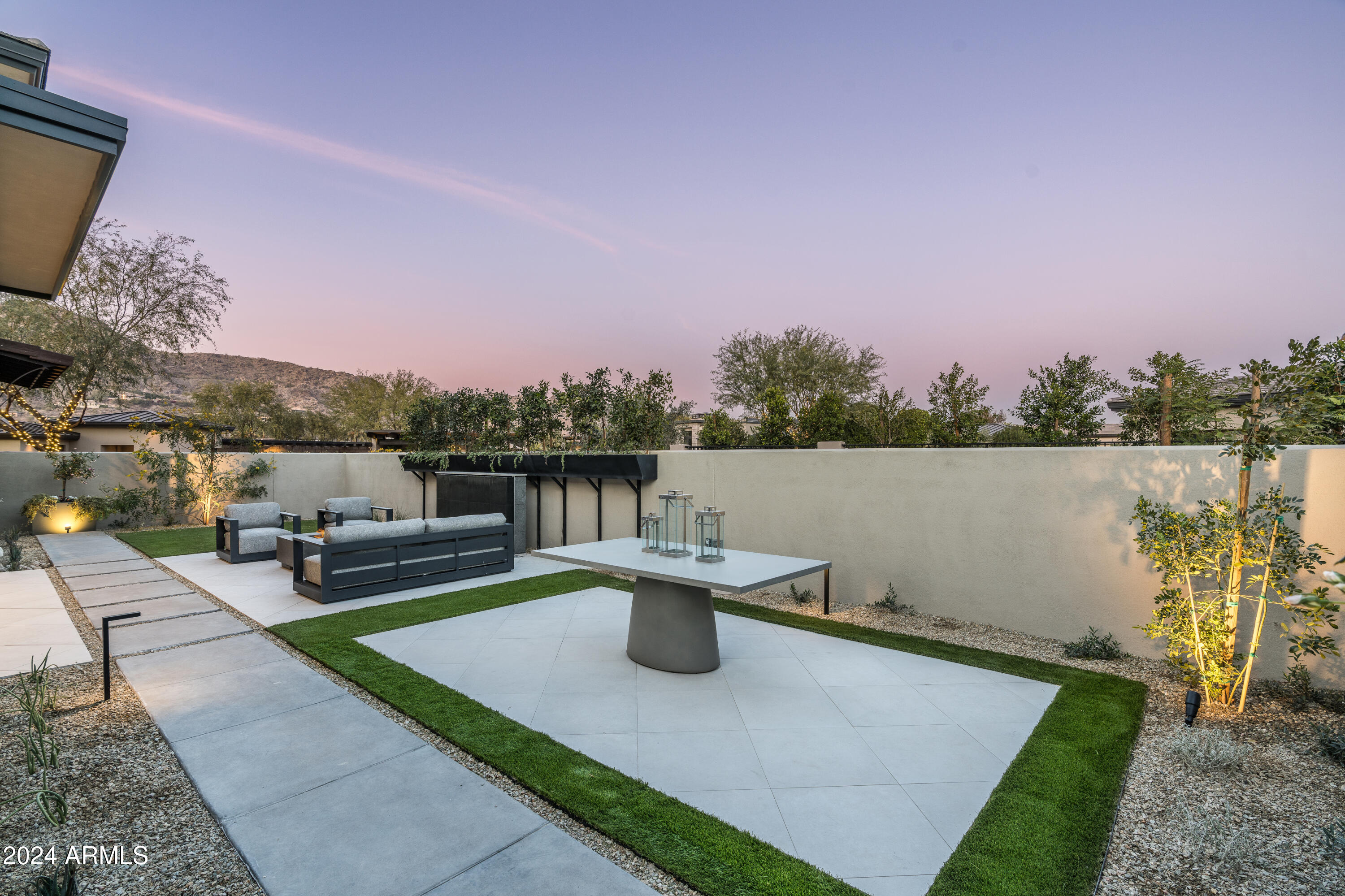 THE VILLAGE AT MOUNTAIN SHADOWS - Residential