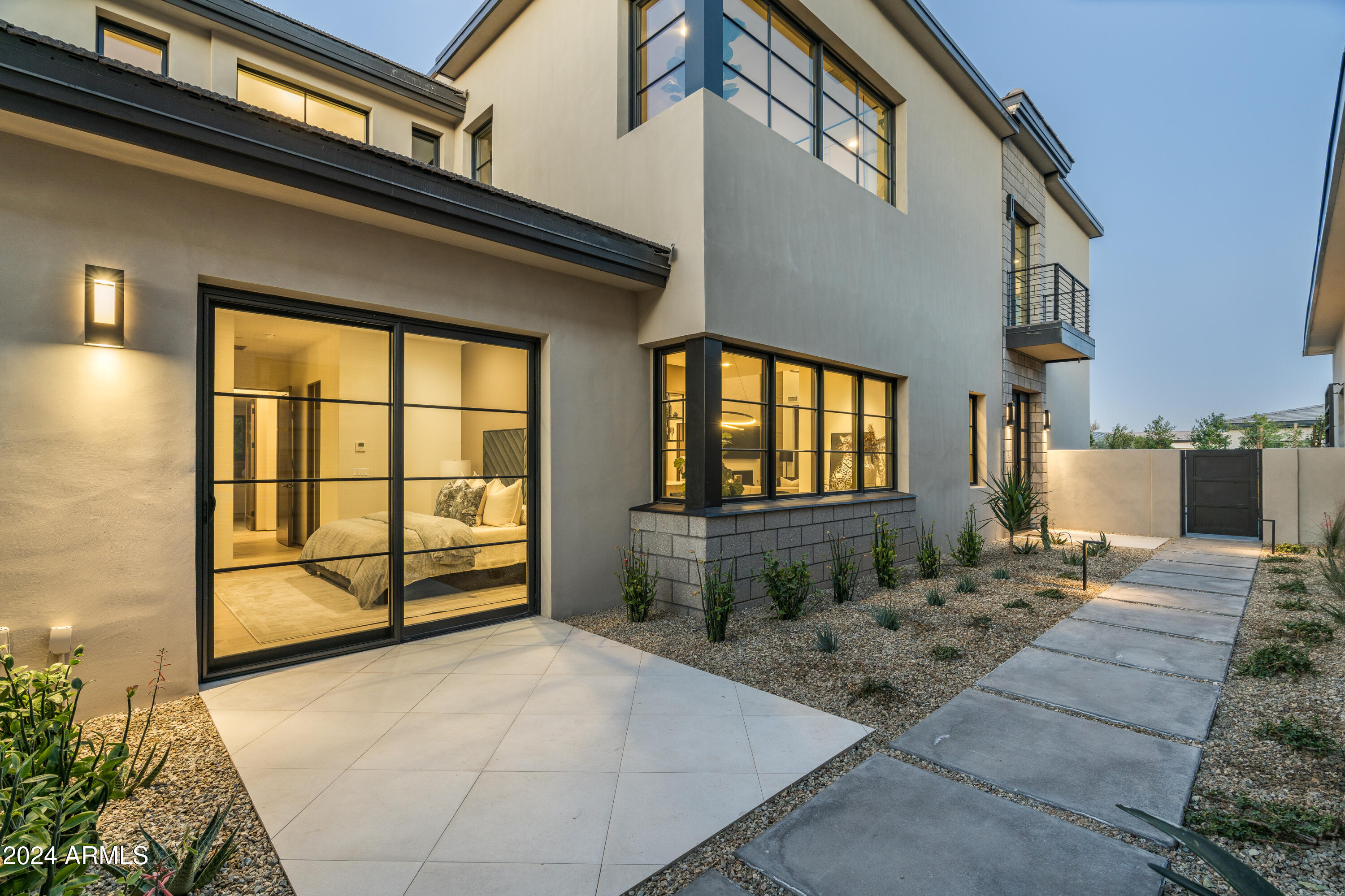 THE VILLAGE AT MOUNTAIN SHADOWS - Residential
