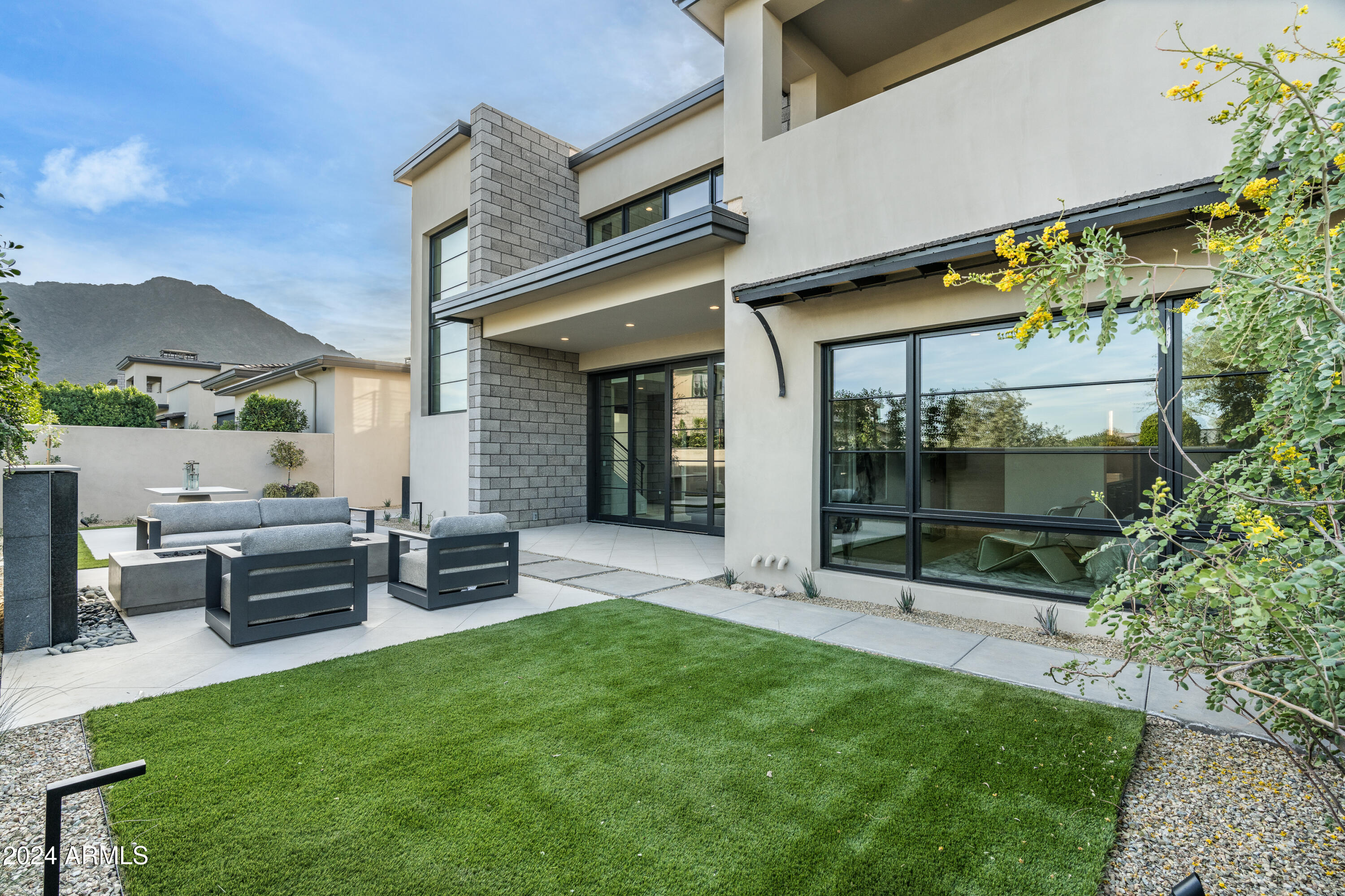THE VILLAGE AT MOUNTAIN SHADOWS - Residential