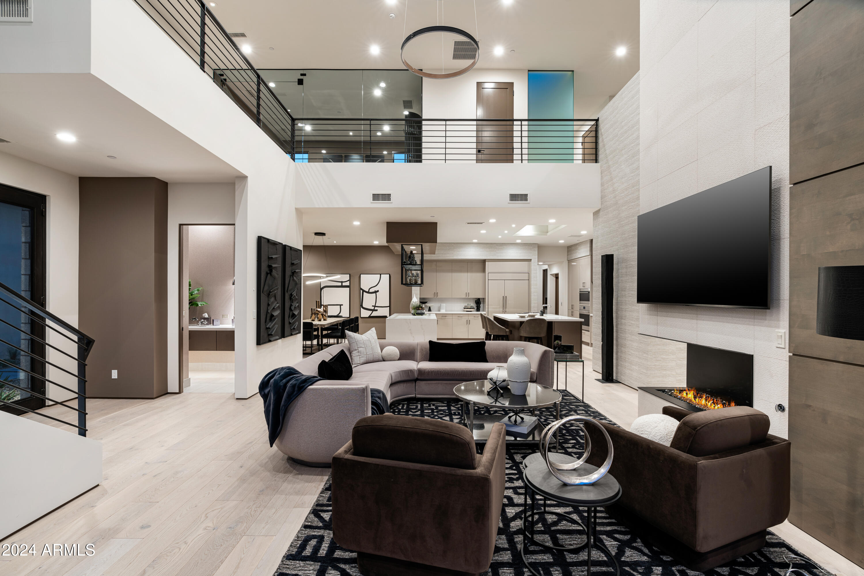 THE VILLAGE AT MOUNTAIN SHADOWS - Residential