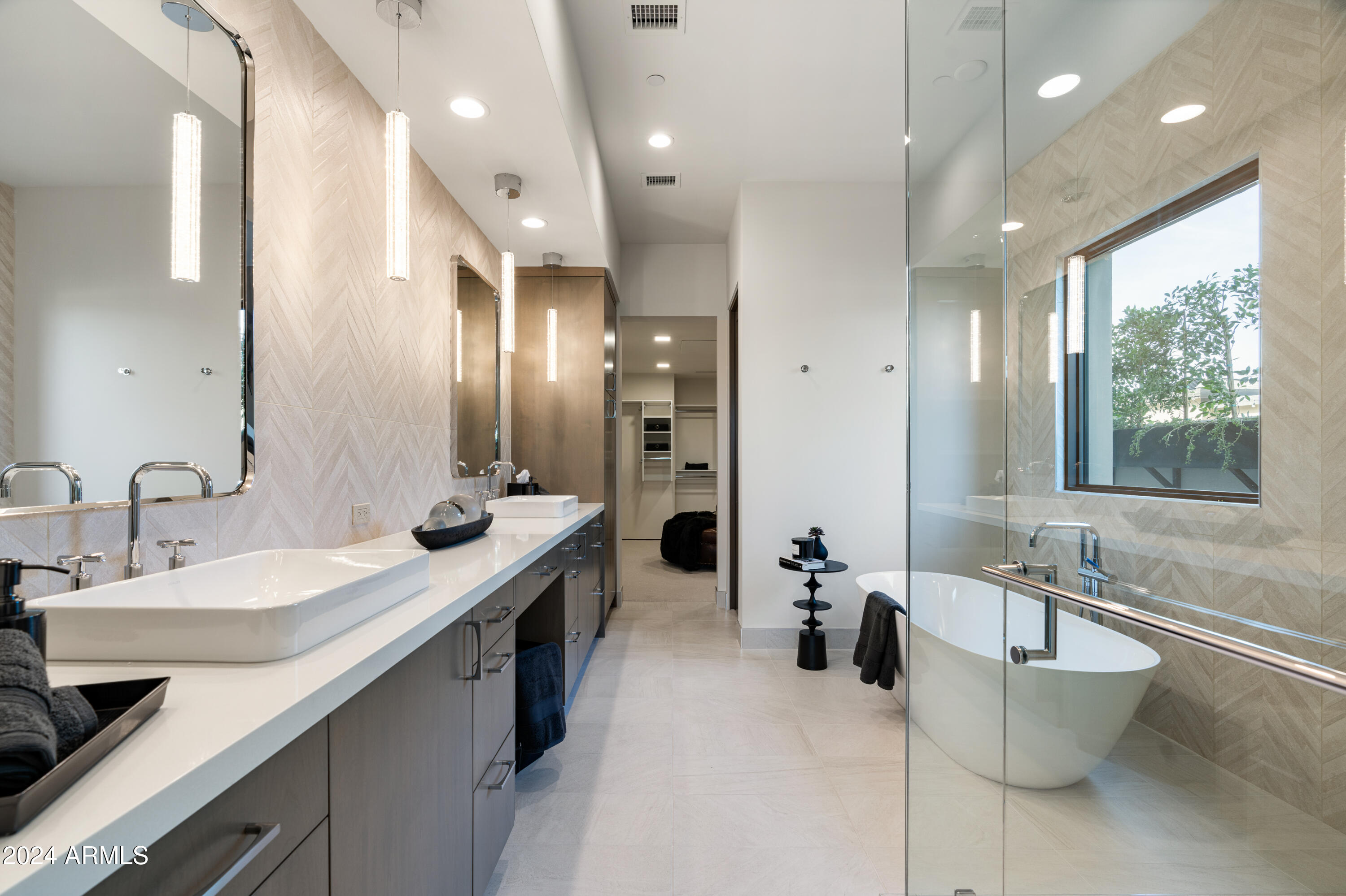 THE VILLAGE AT MOUNTAIN SHADOWS - Residential