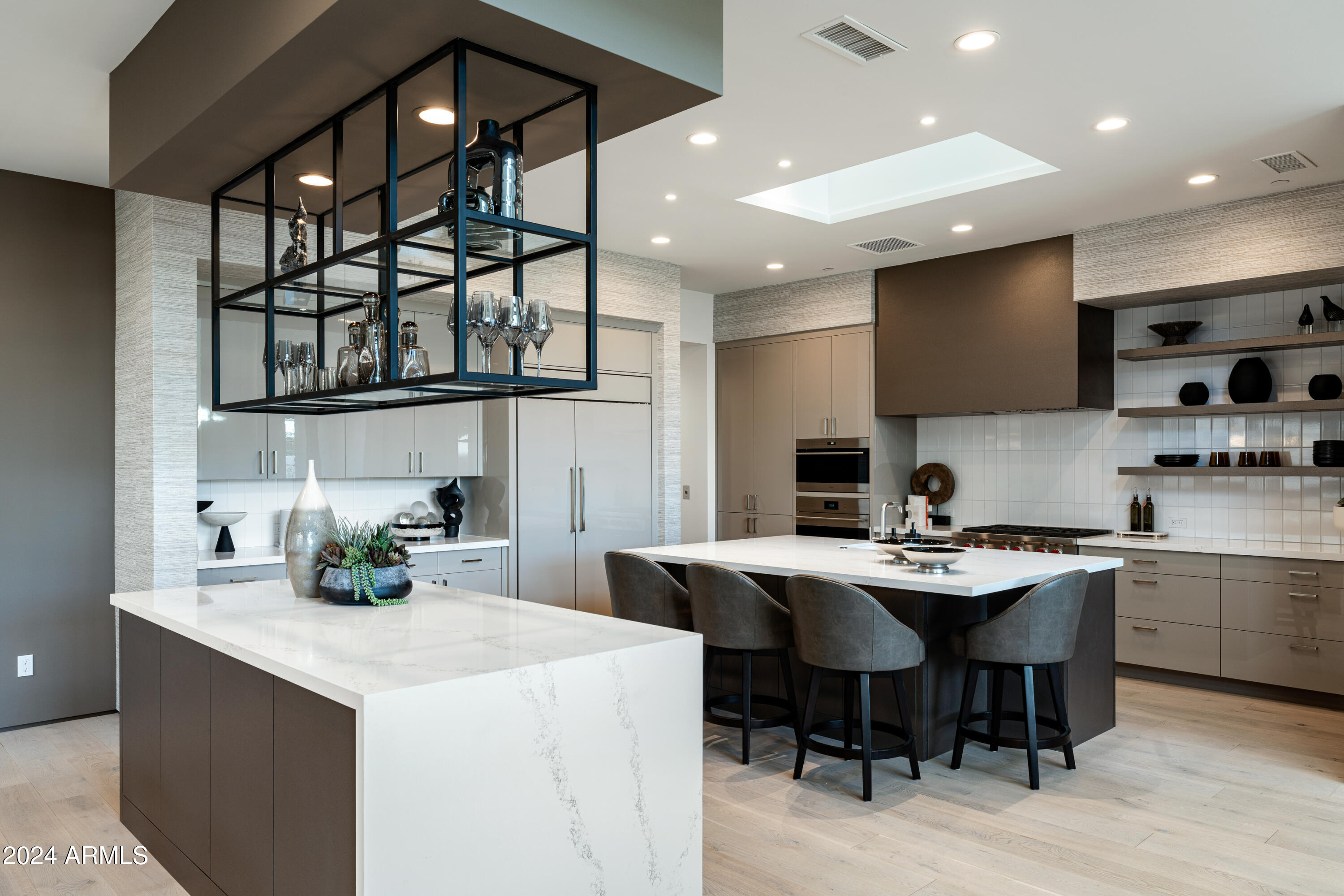 THE VILLAGE AT MOUNTAIN SHADOWS - Residential