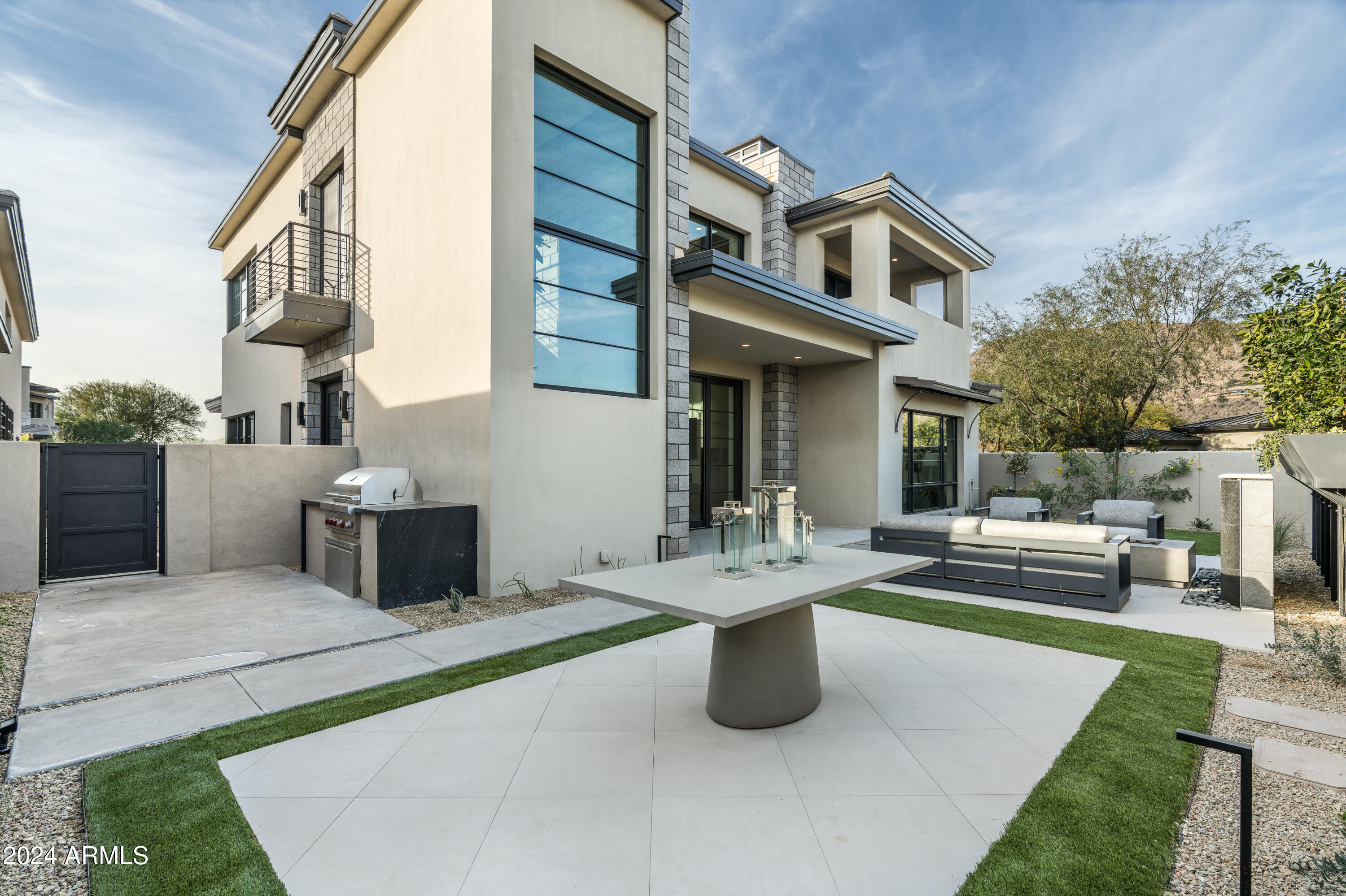 THE VILLAGE AT MOUNTAIN SHADOWS - Residential