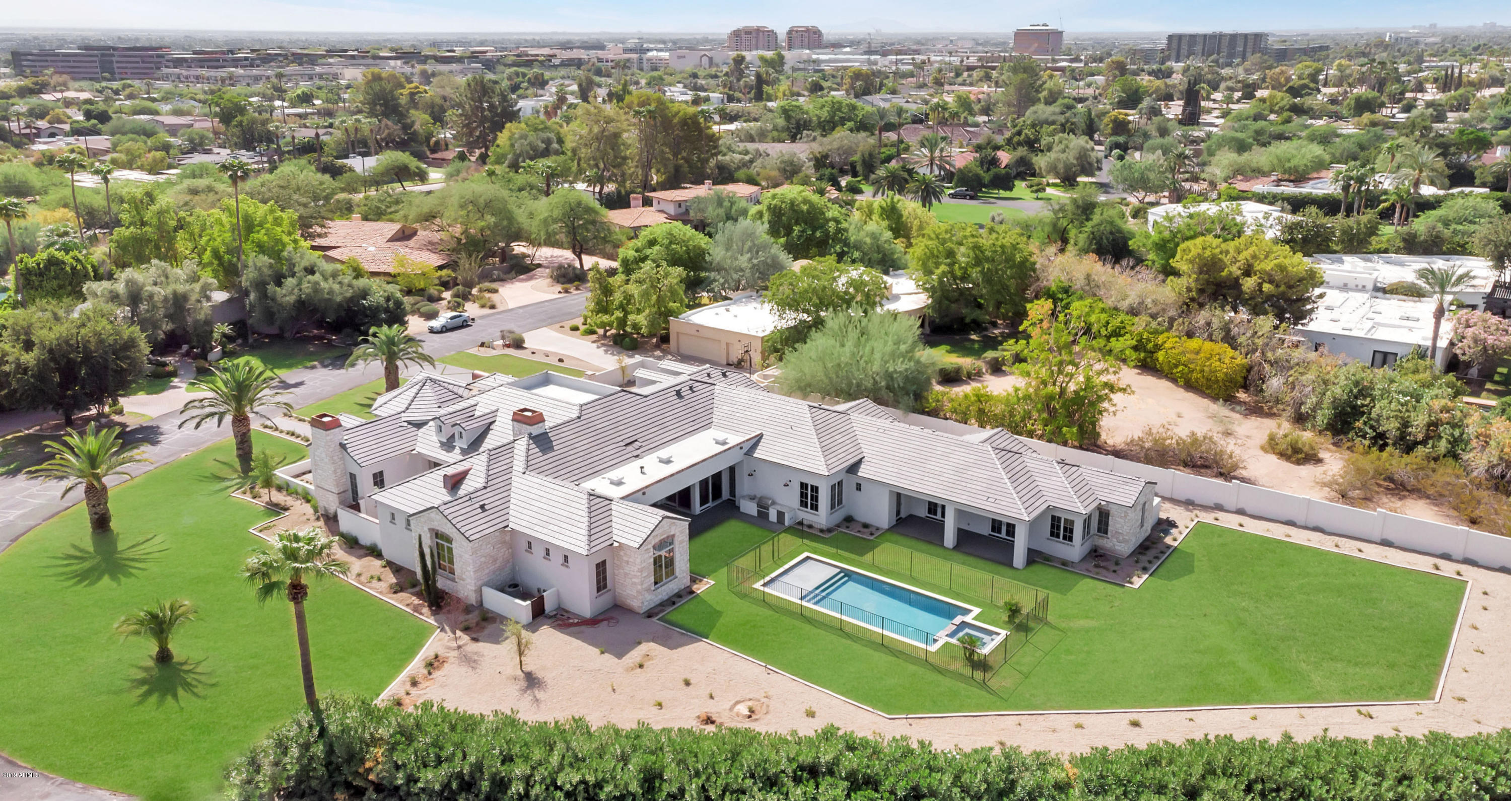 CASA BLANCA ESTATES LOT 20-37 & TR A - Residential