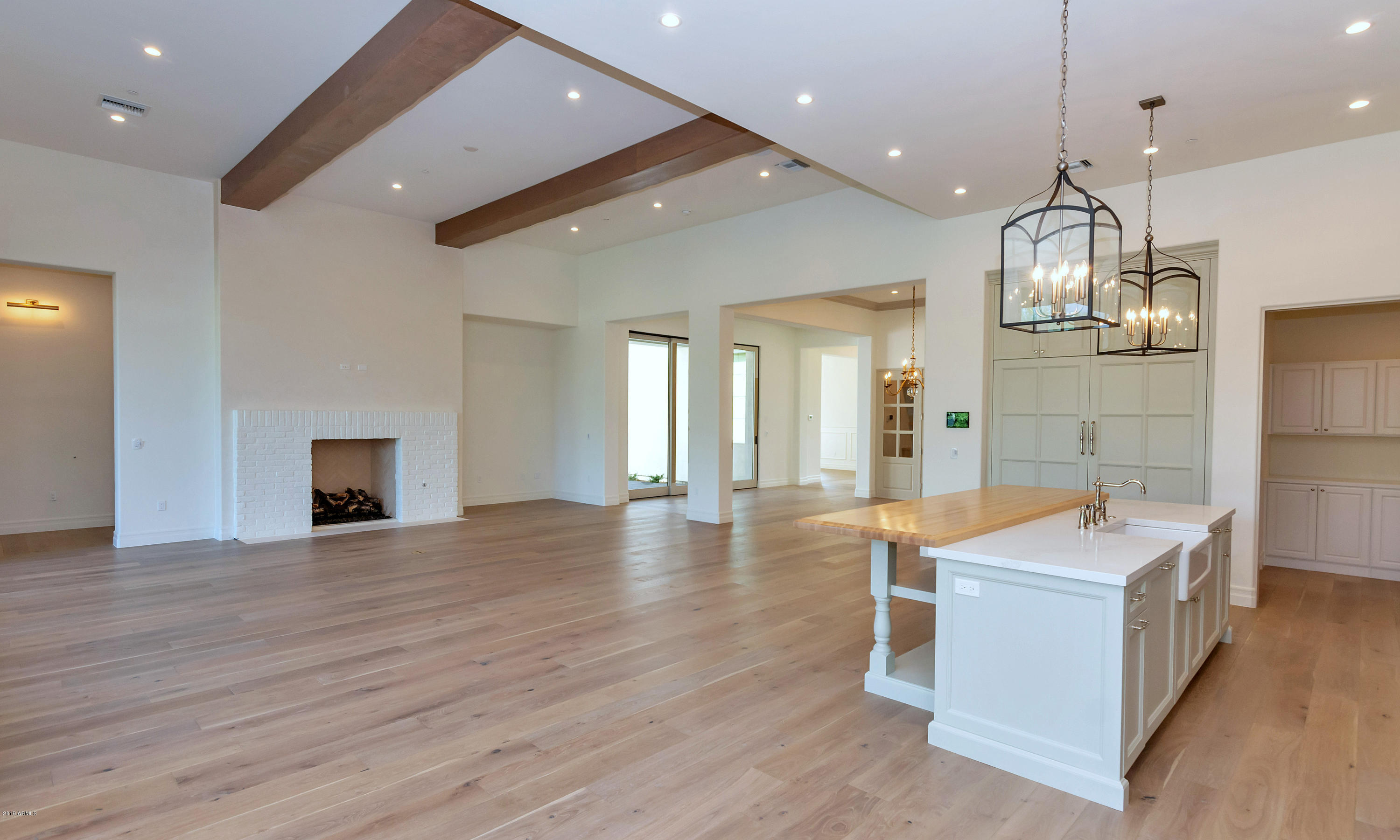 CASA BLANCA ESTATES LOT 20-37 & TR A - Residential