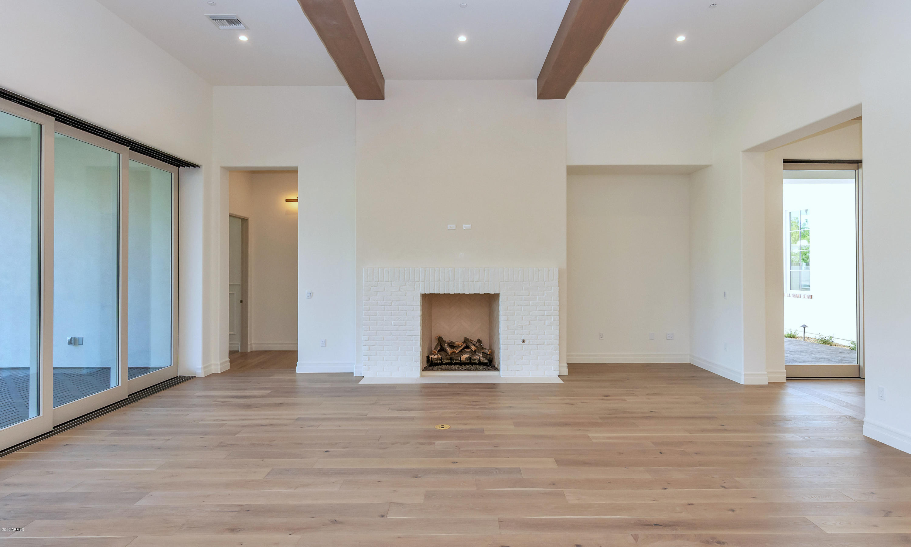 CASA BLANCA ESTATES LOT 20-37 & TR A - Residential