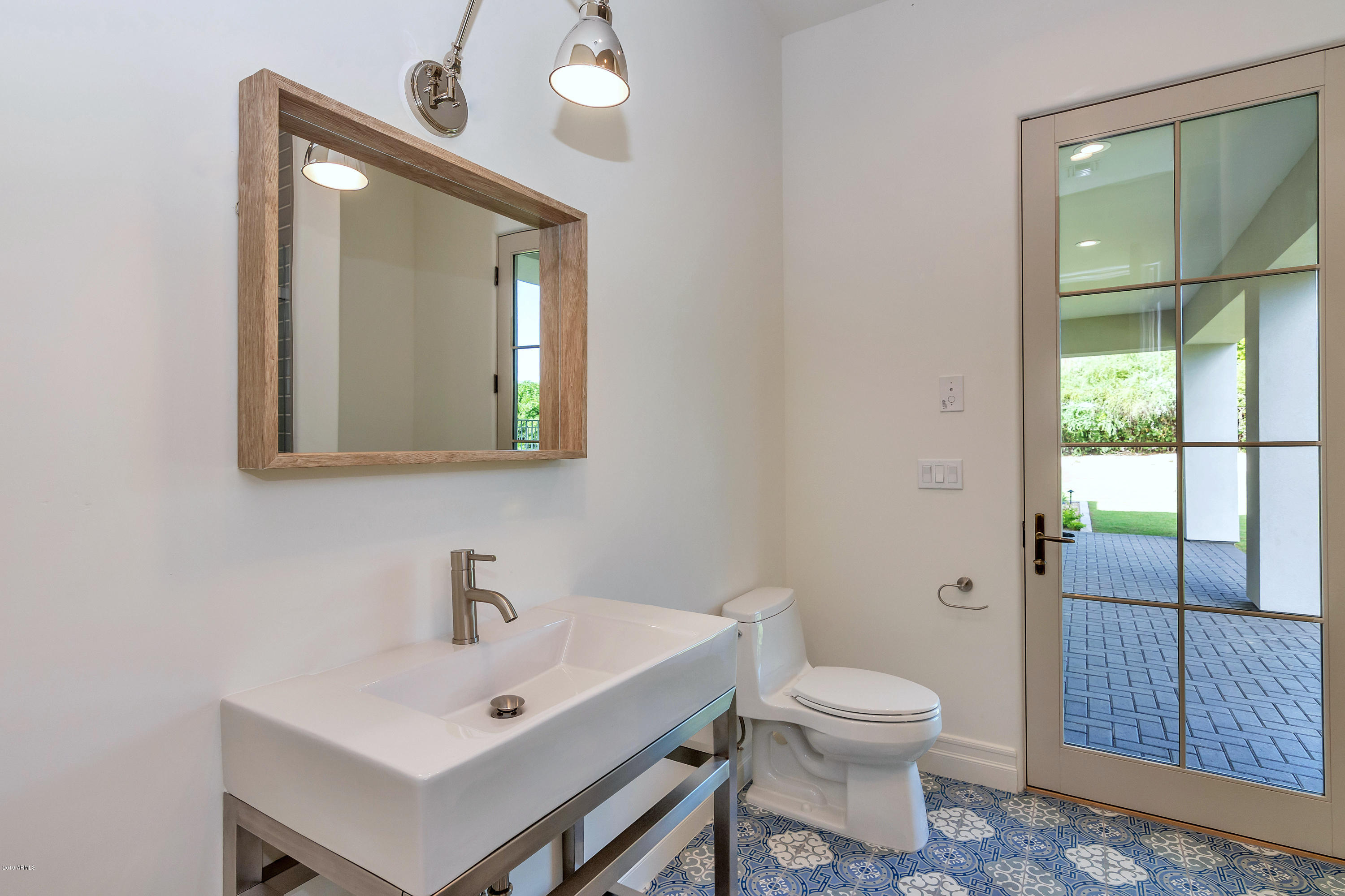 CASA BLANCA ESTATES LOT 20-37 & TR A - Residential