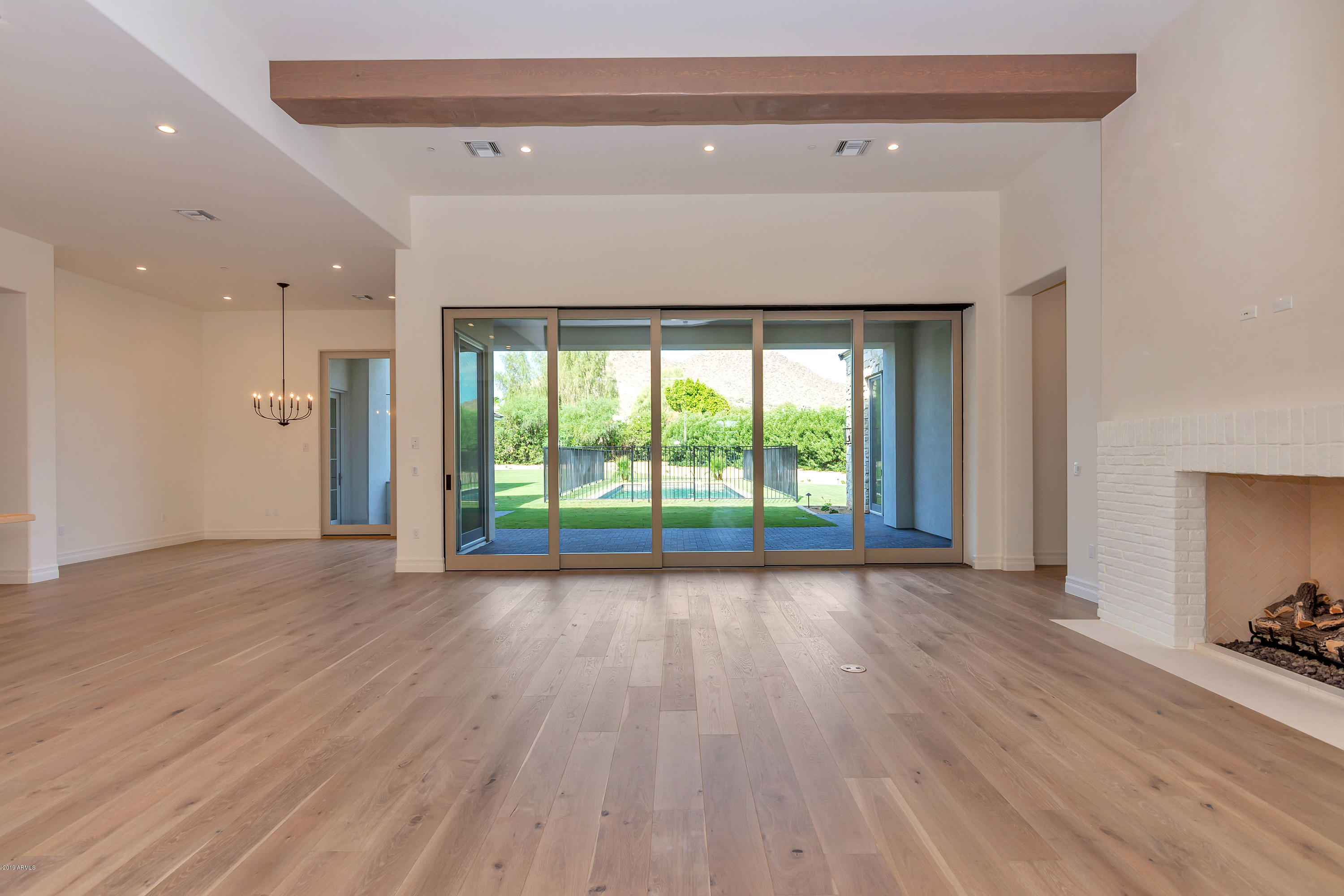 CASA BLANCA ESTATES LOT 20-37 & TR A - Residential