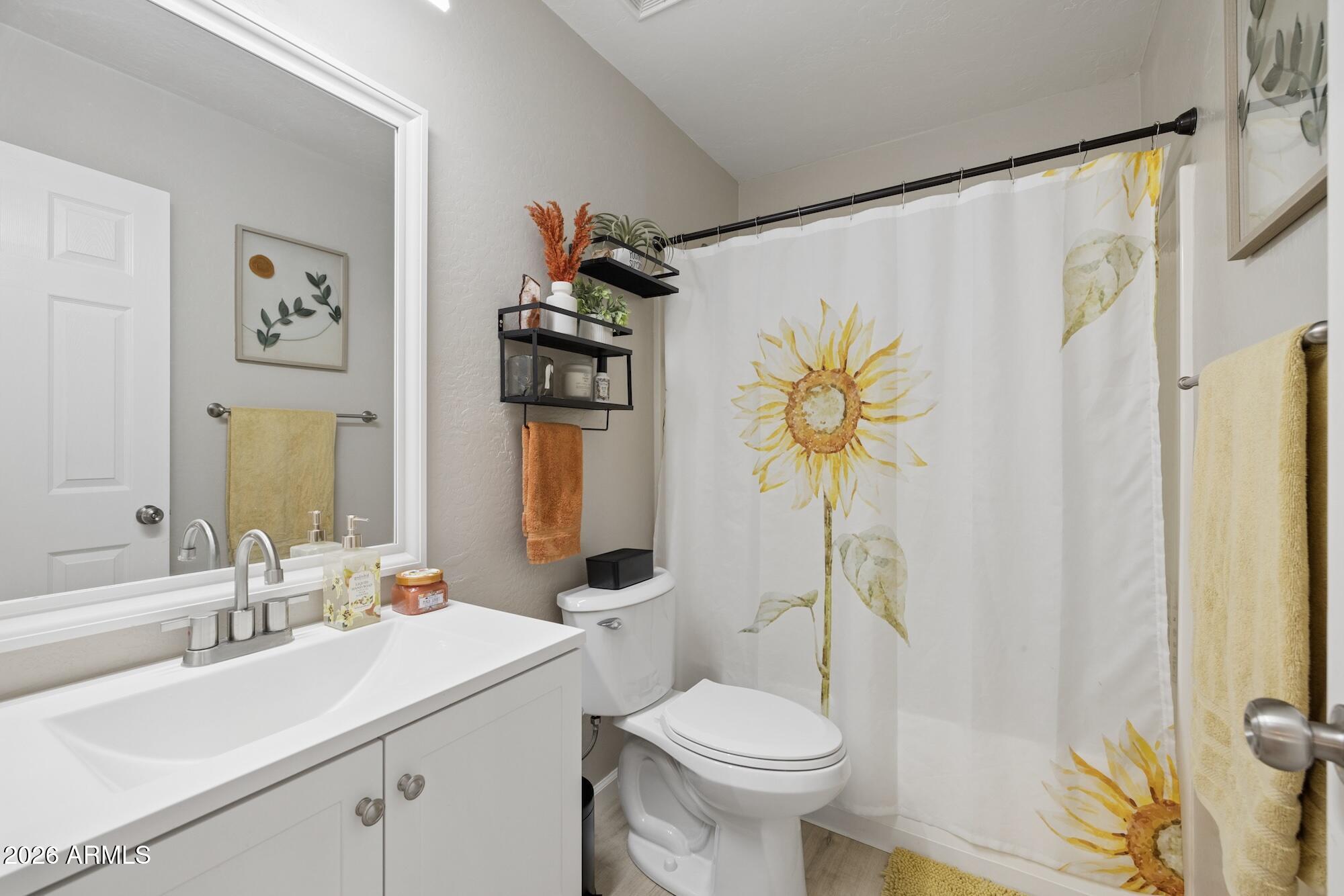 SENITA UNIT 1 - Residential