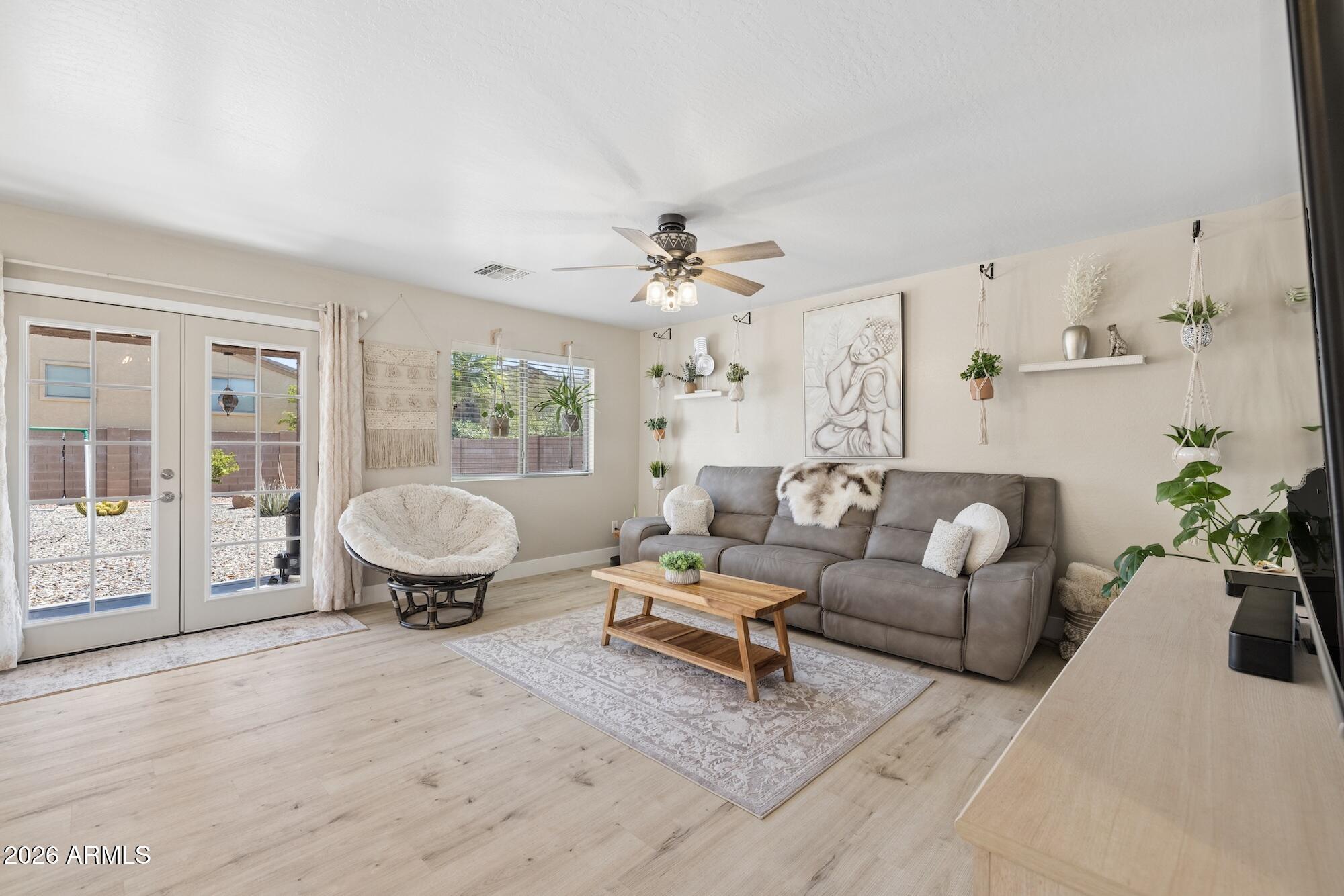 SENITA UNIT 1 - Residential