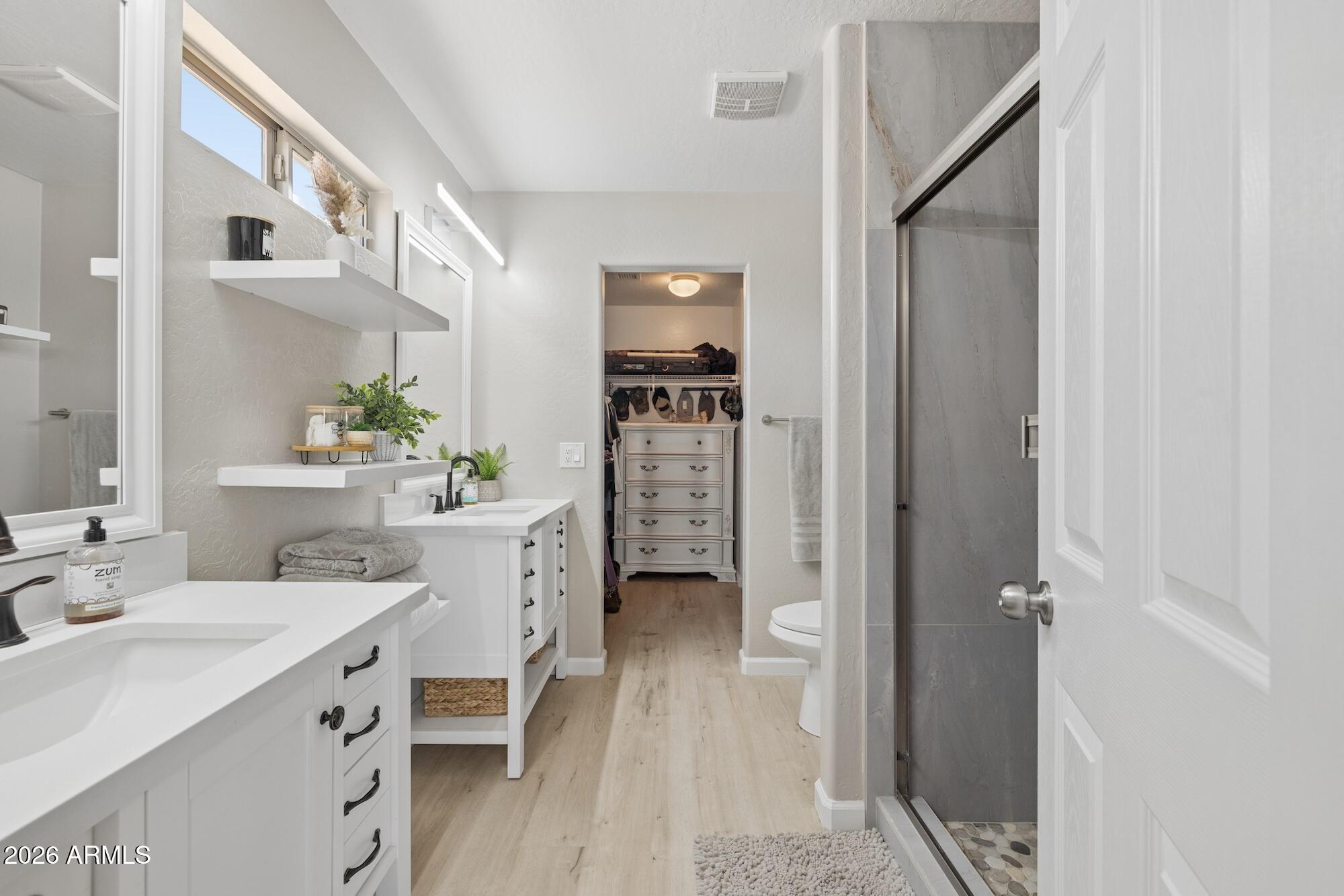 SENITA UNIT 1 - Residential
