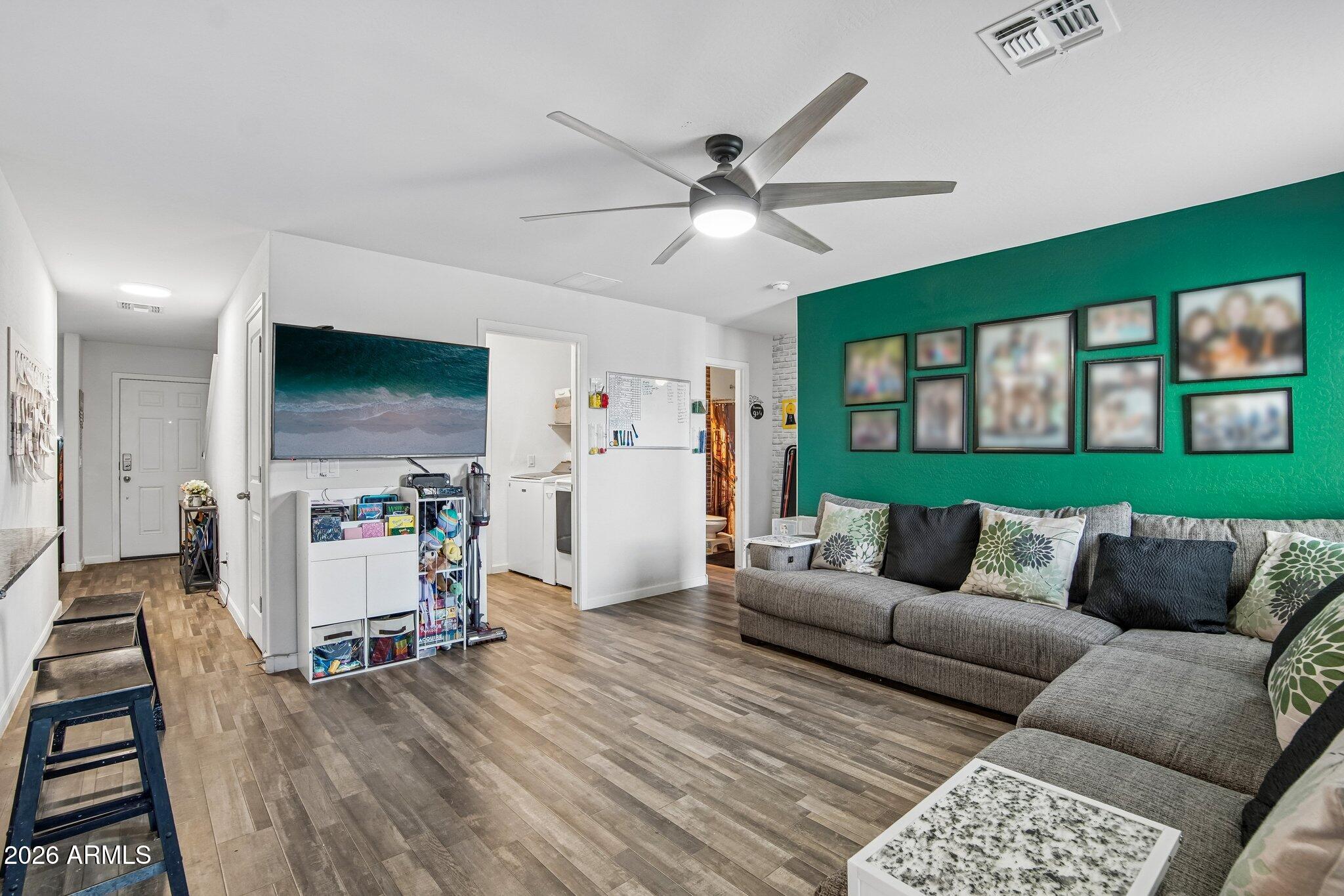 DOMINION CREEK - Residential
