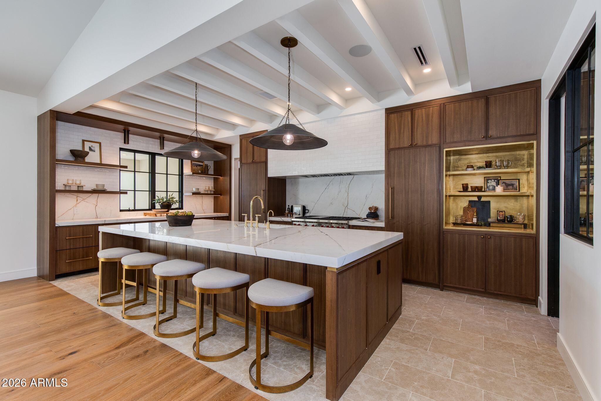 FAIRLANE 3 - Residential
