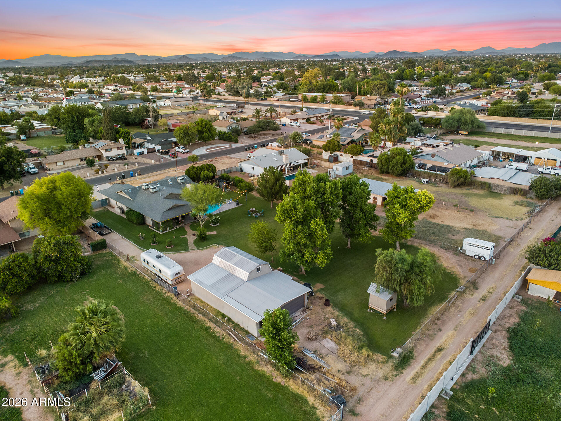 SUNBURST FARMS 12 - Residential